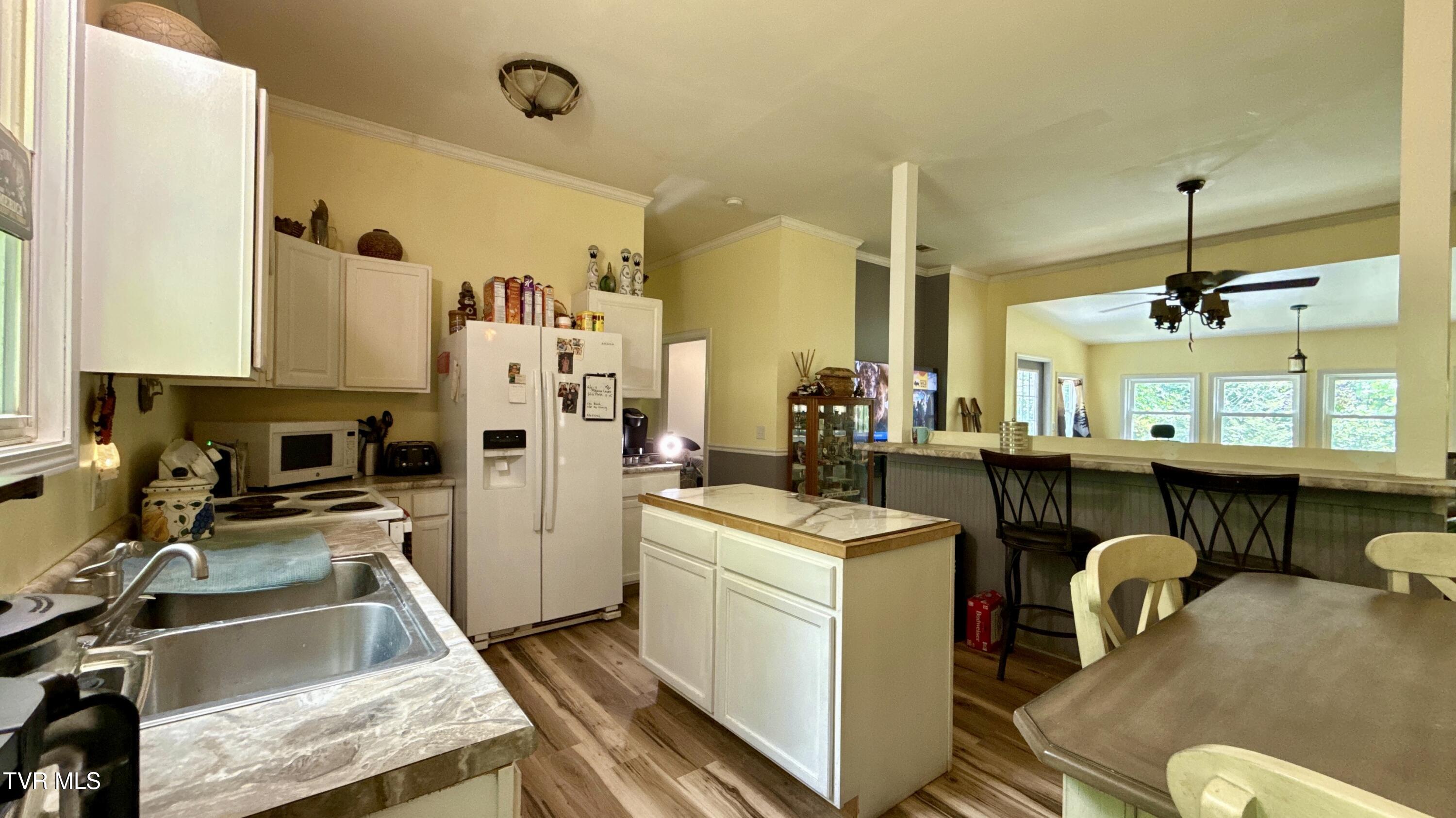 671 Antioch Road Property Photo 3