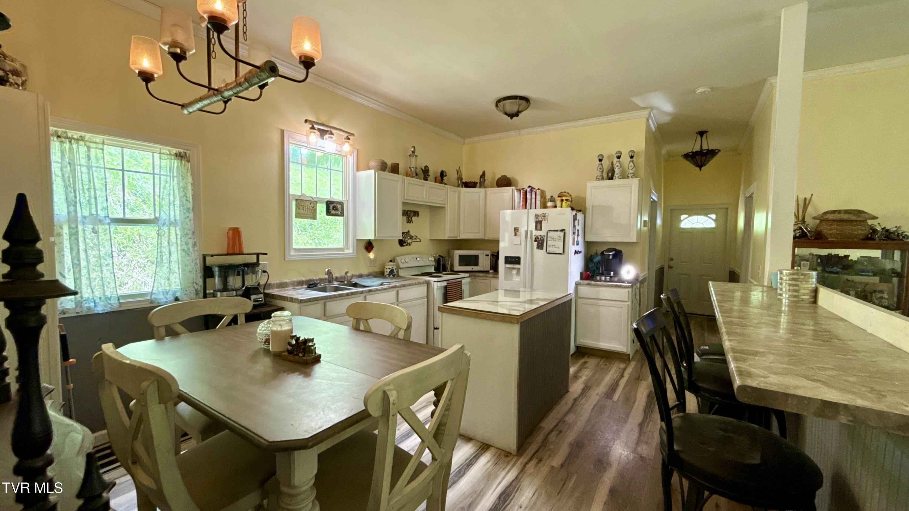 671 Antioch Road Property Photo 6