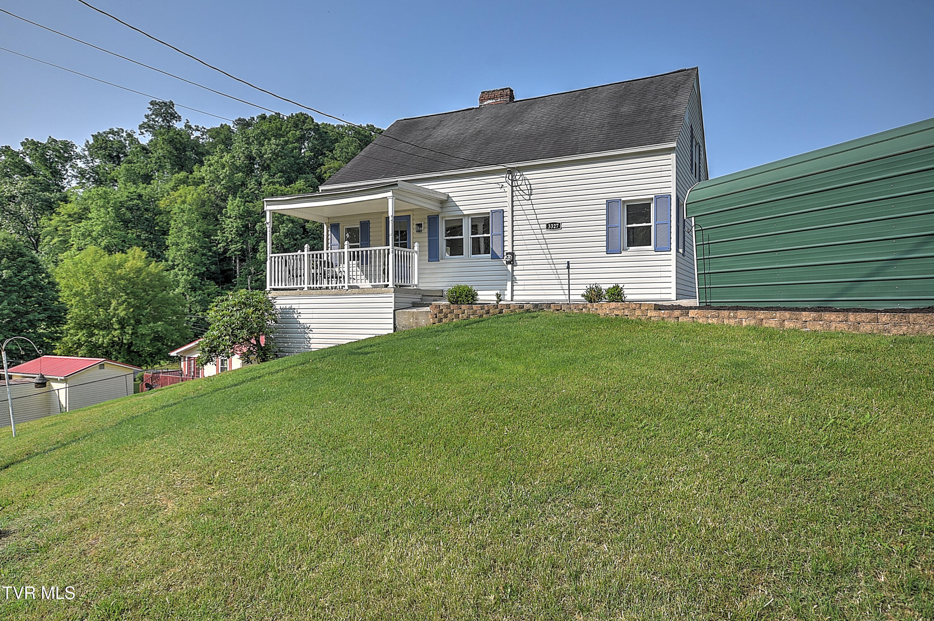 3327 Baines Road Property Photo 1