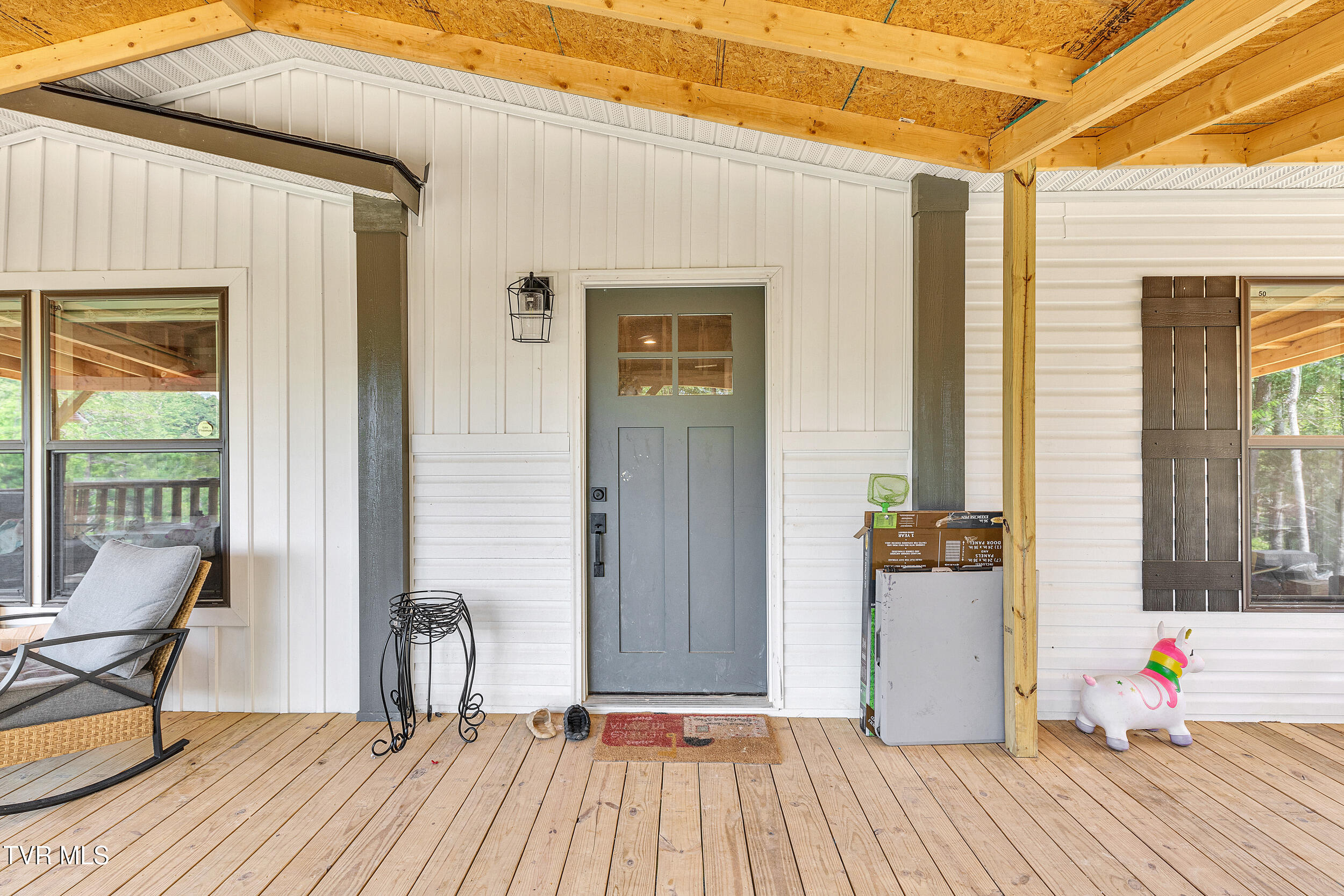 3232 Shelby Way Property Photo 2