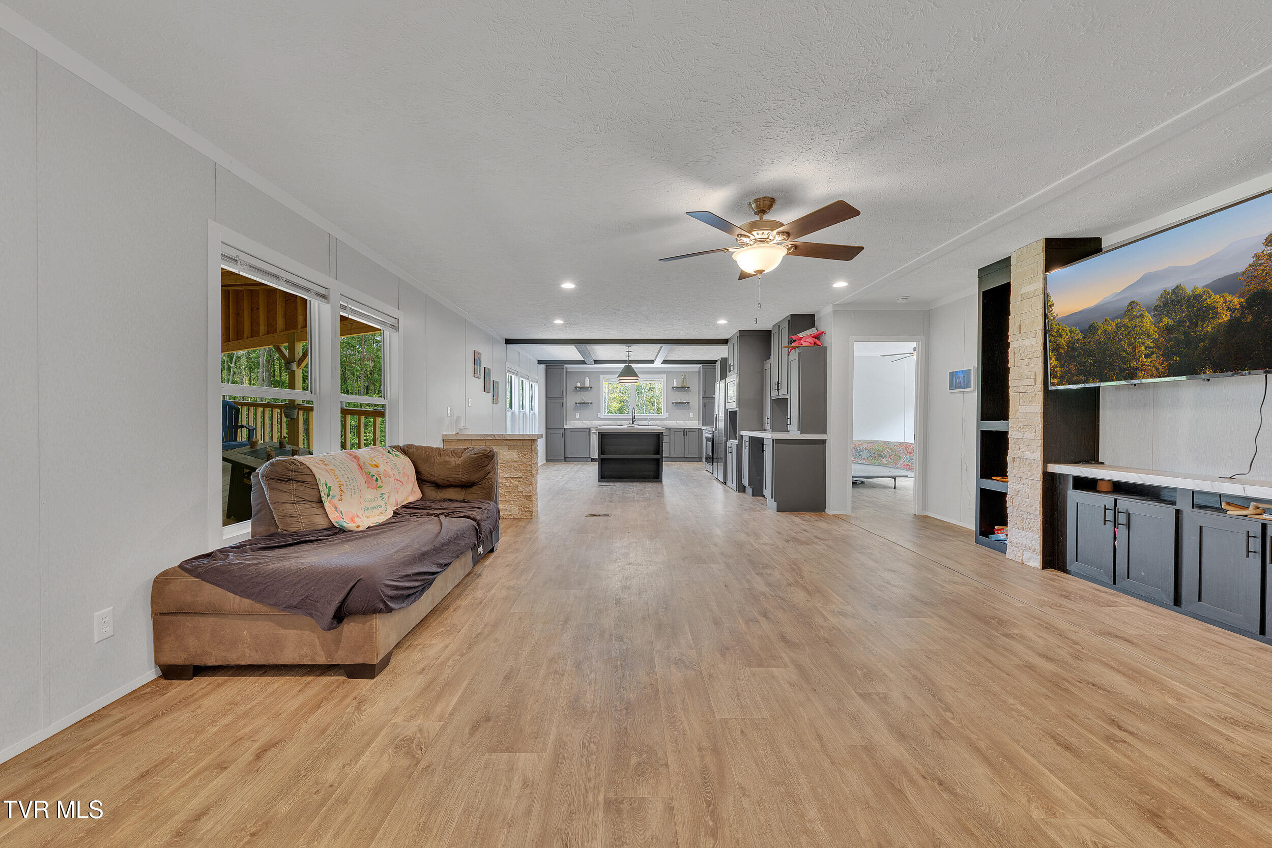 3232 Shelby Way Property Photo 17