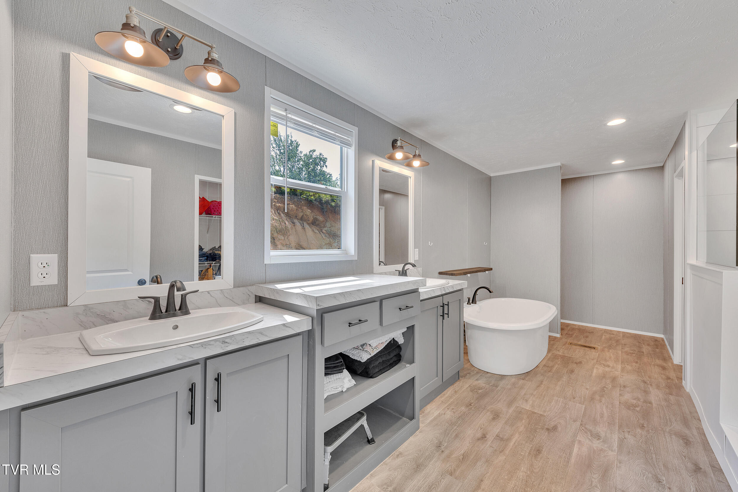 3232 Shelby Way Property Photo 26