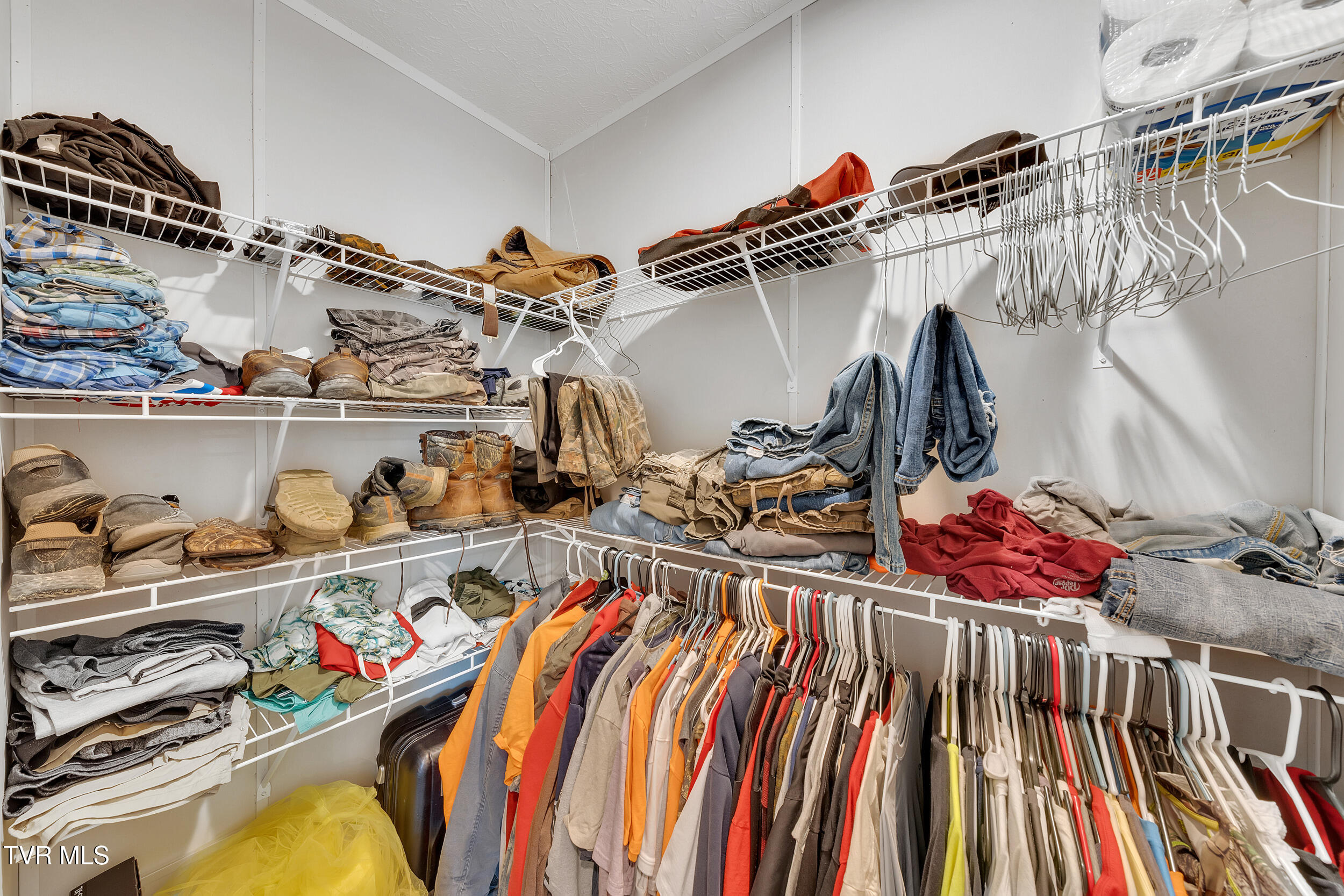 3232 Shelby Way Property Photo 29