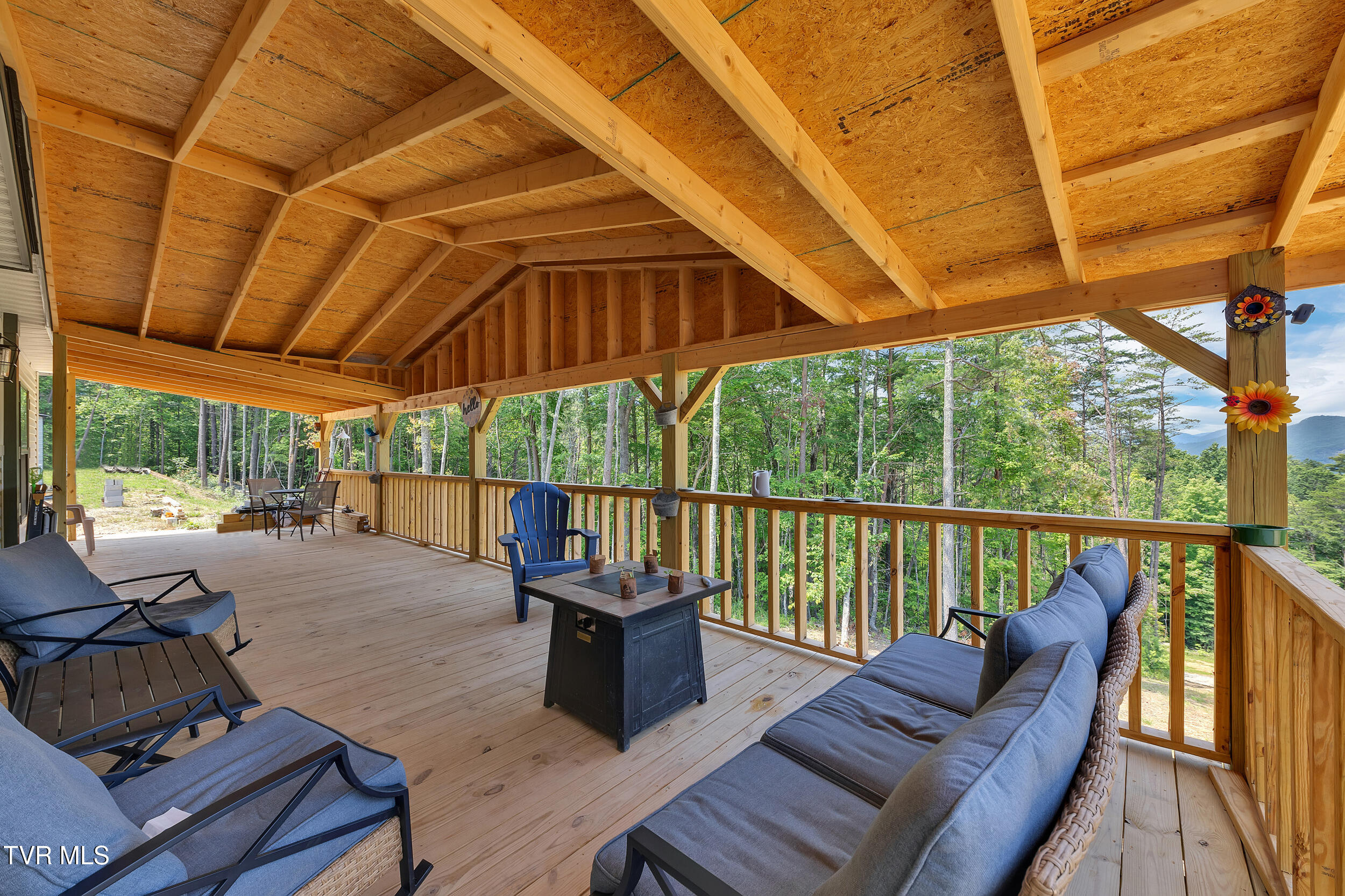 3232 Shelby Way Property Photo 38