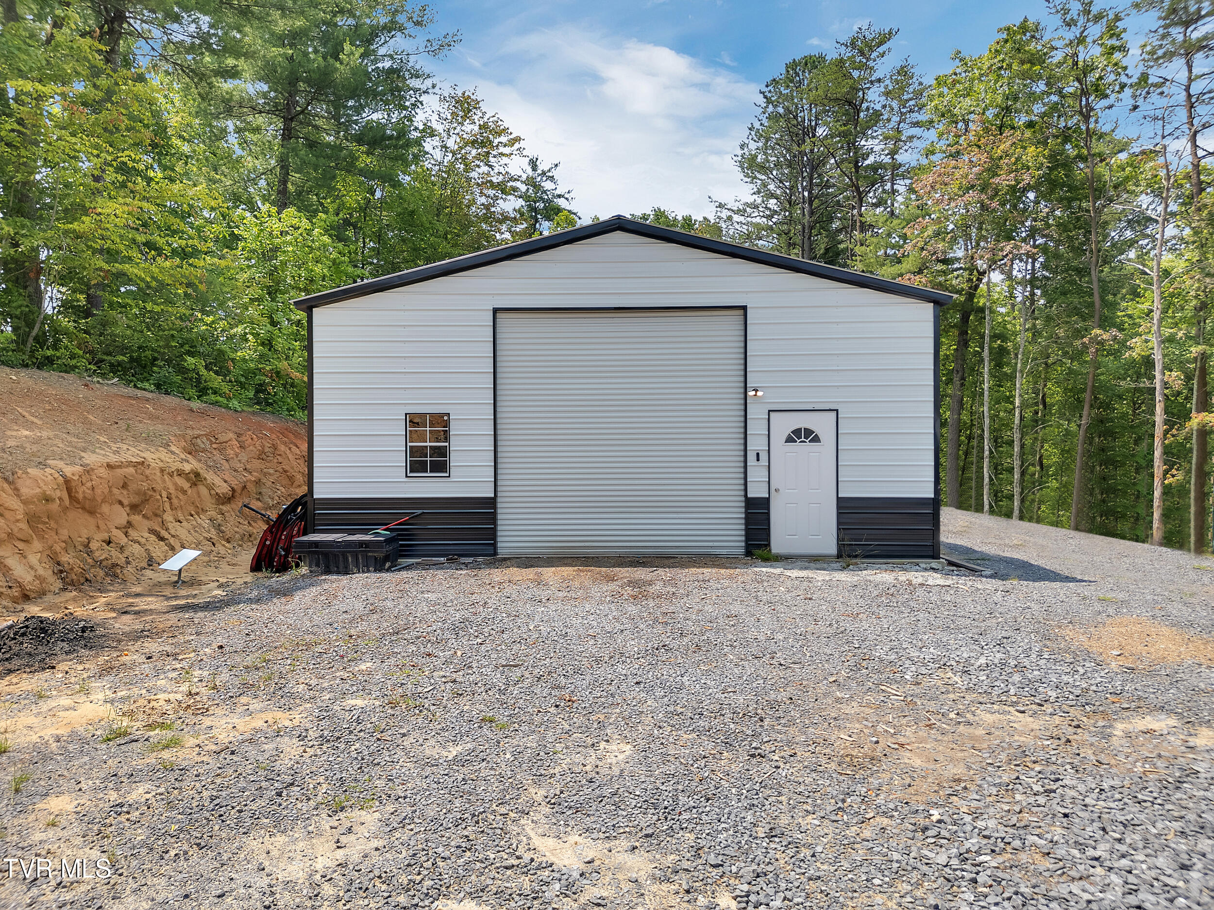 3232 Shelby Way Property Photo 40