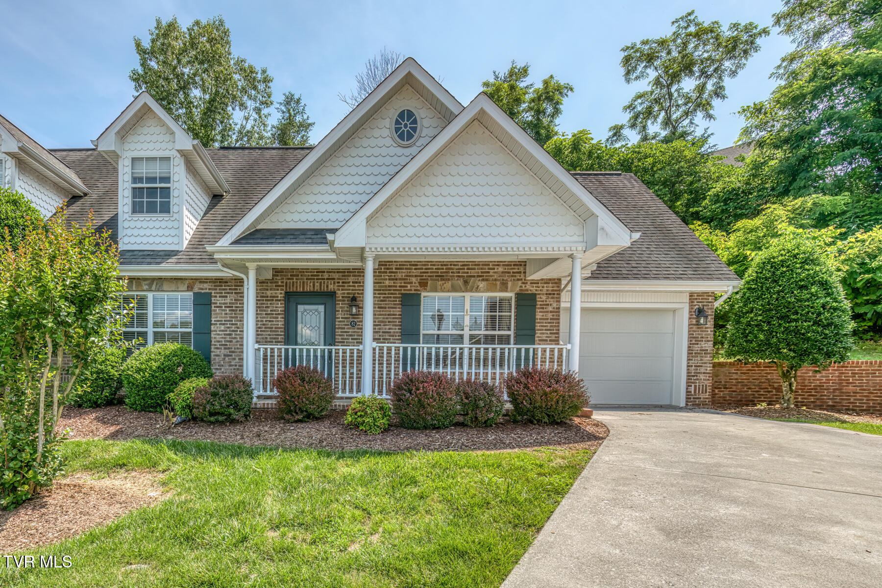 82 Hiddenbrook Lane Property Photo