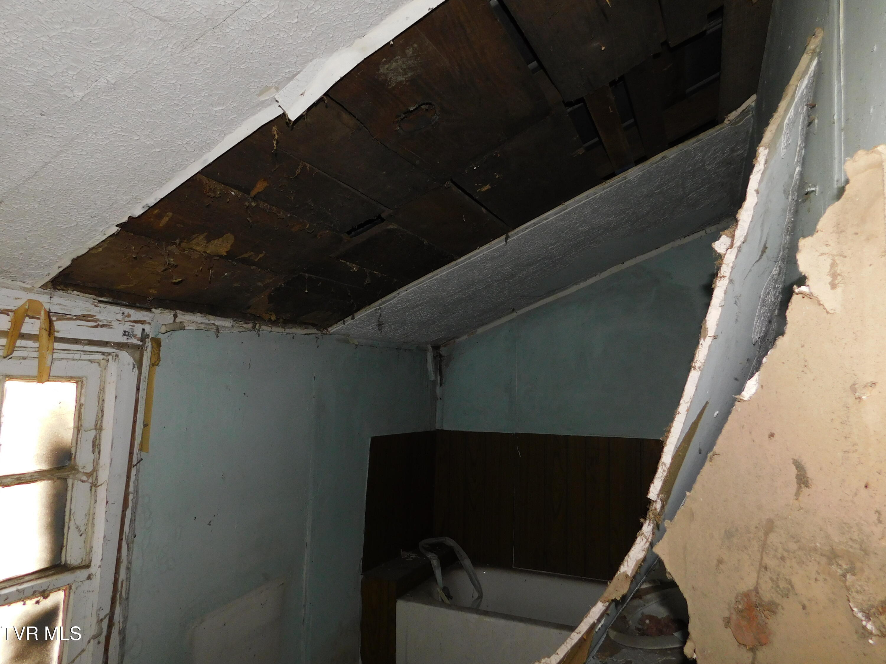 4400 Big Hill Road Property Photo 19