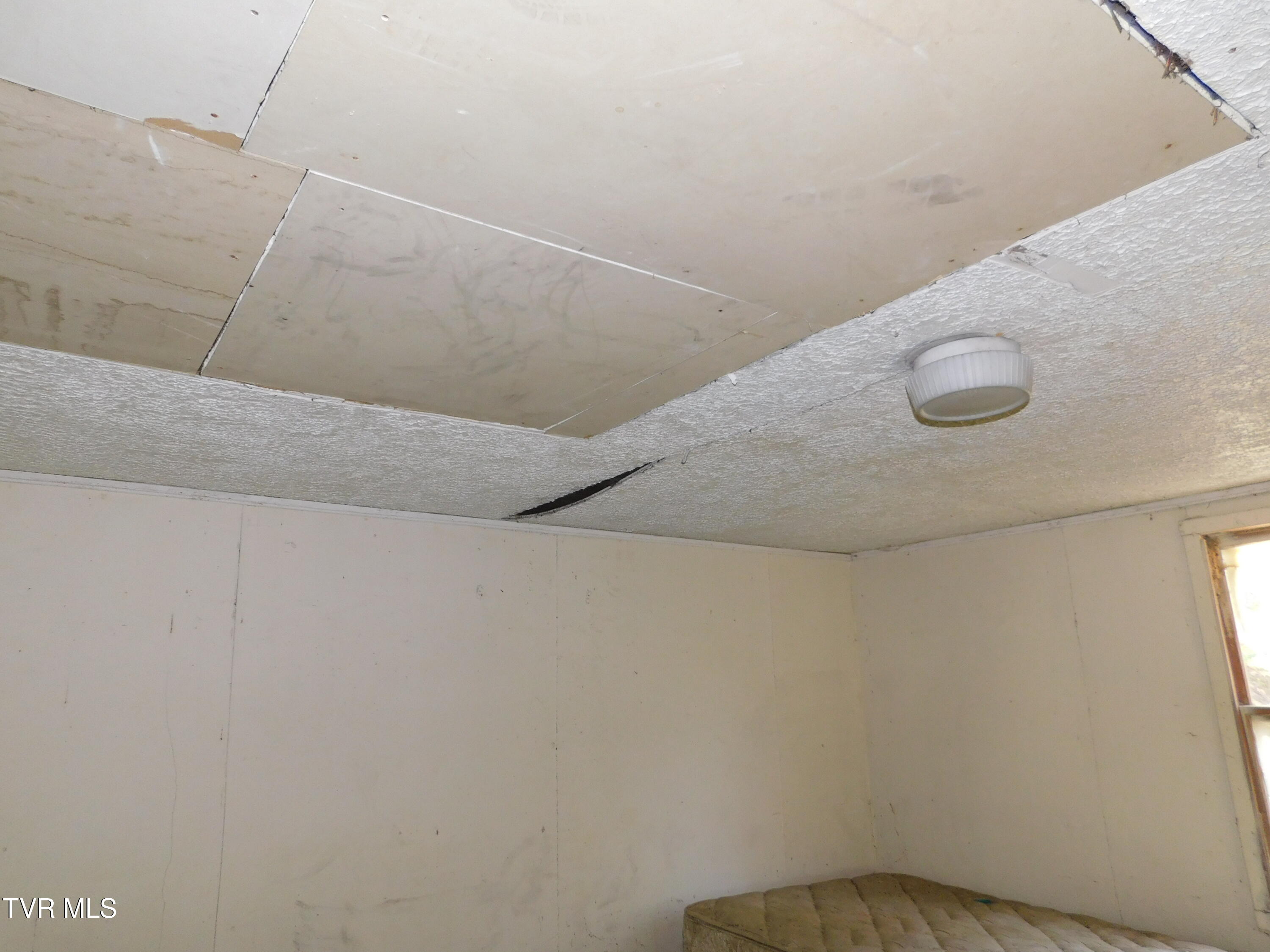 4400 Big Hill Road Property Photo 22