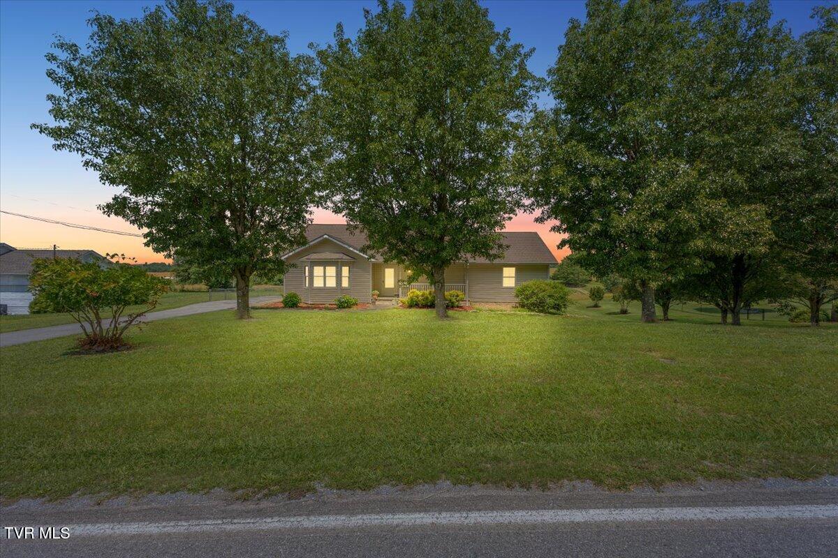 292 Leesburg Road Property Photo 1