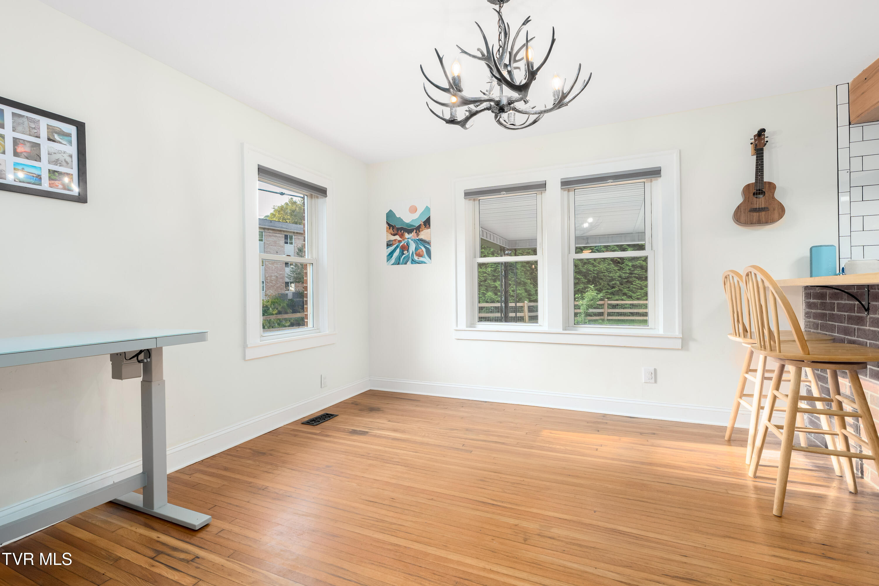 461 South Shady Avenue Property Photo 15