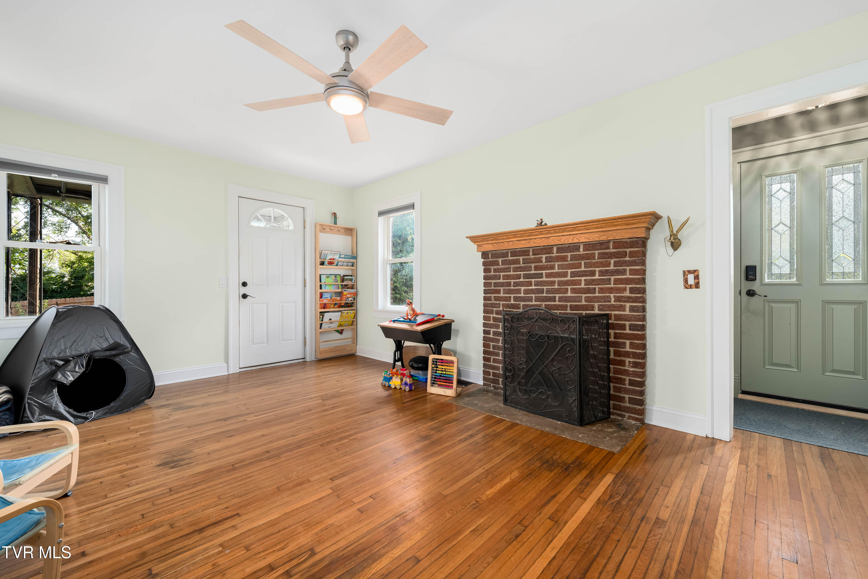 461 South Shady Avenue Property Photo 20