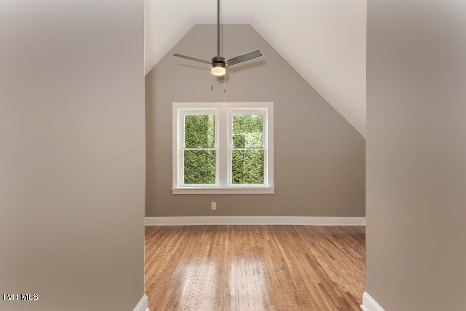 461 South Shady Avenue Property Photo 31