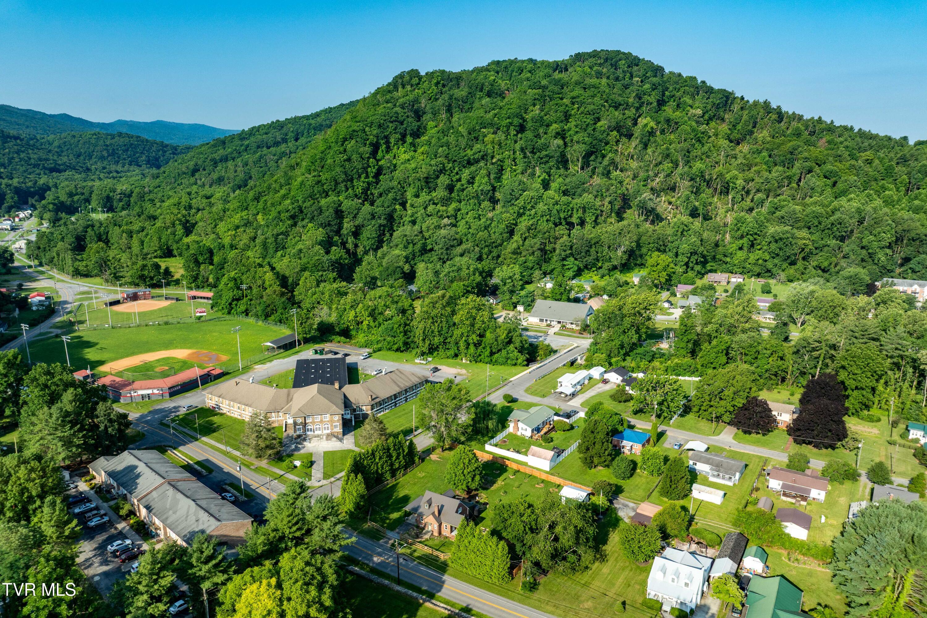 461 South Shady Avenue Property Photo 35