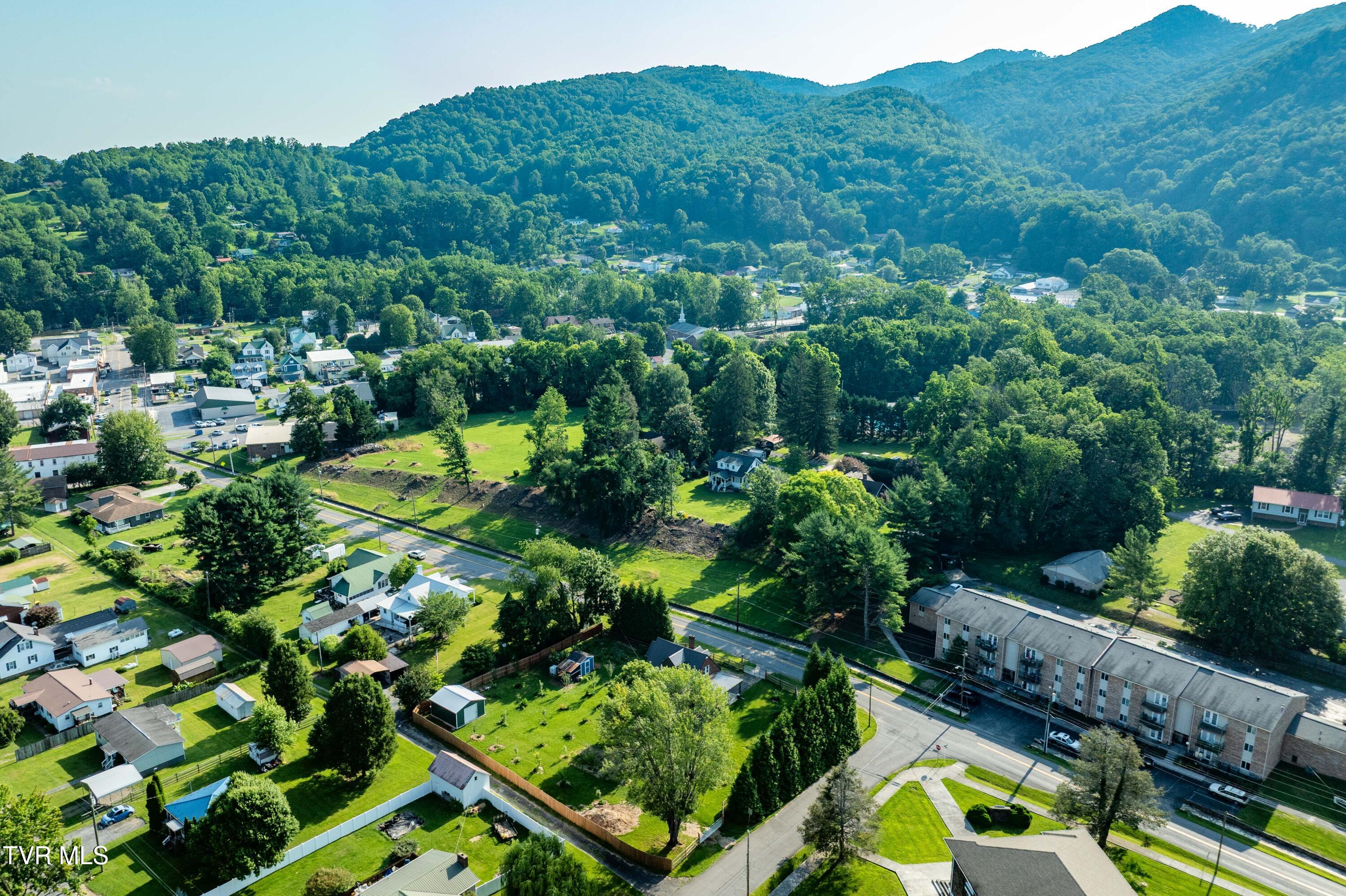 461 South Shady Avenue Property Photo 39