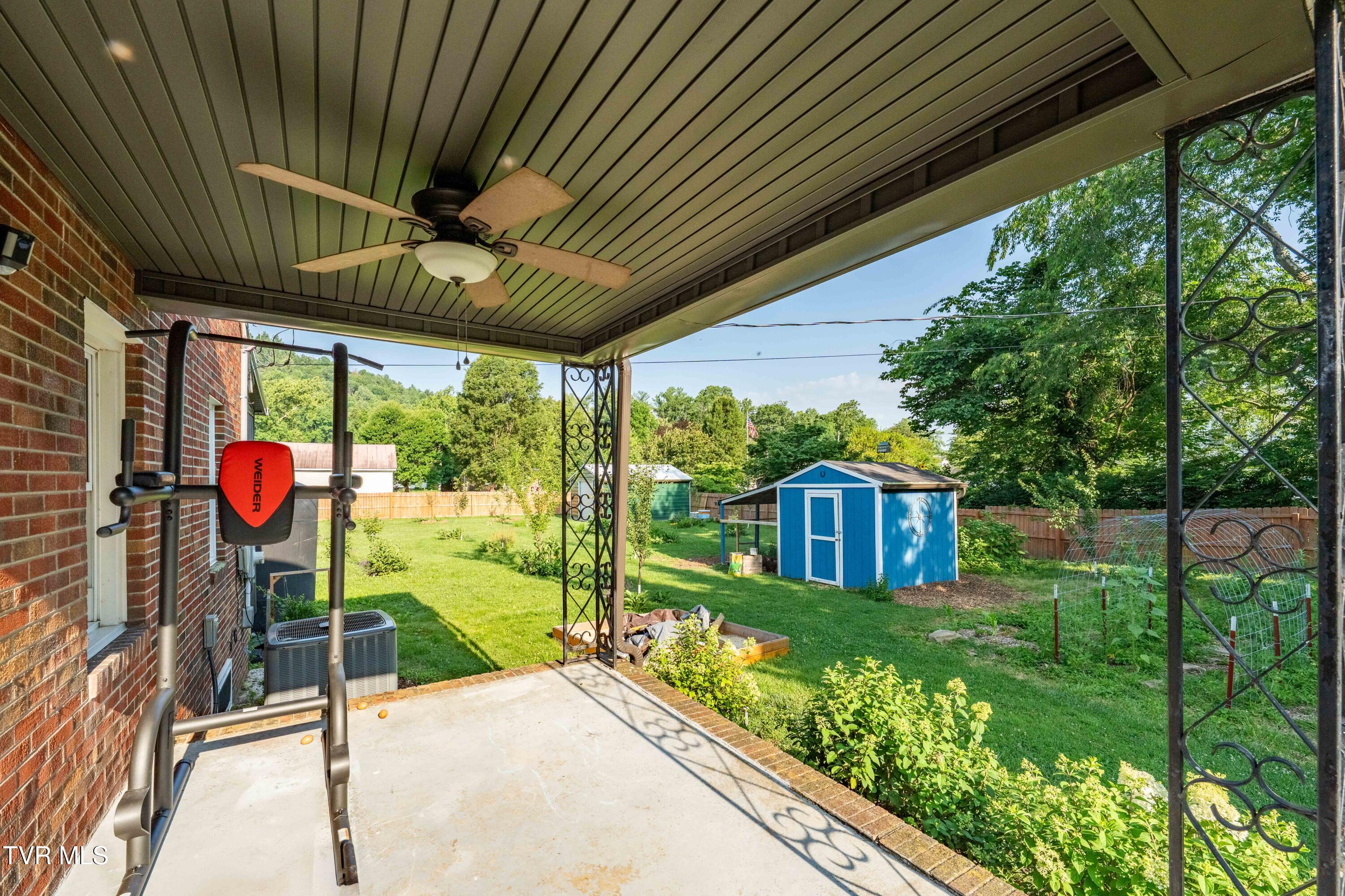 461 South Shady Avenue Property Photo 55