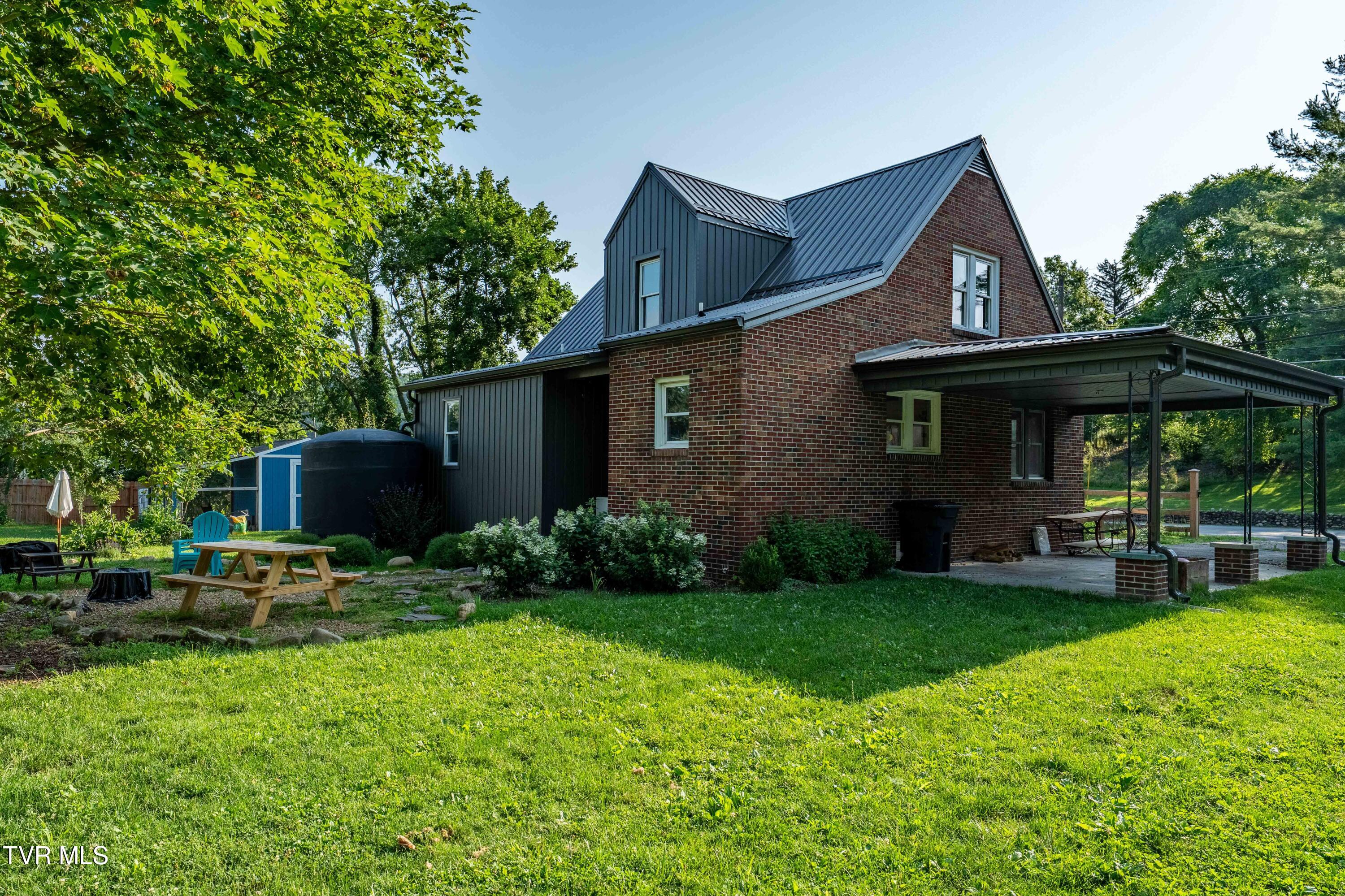 461 South Shady Avenue Property Photo 70