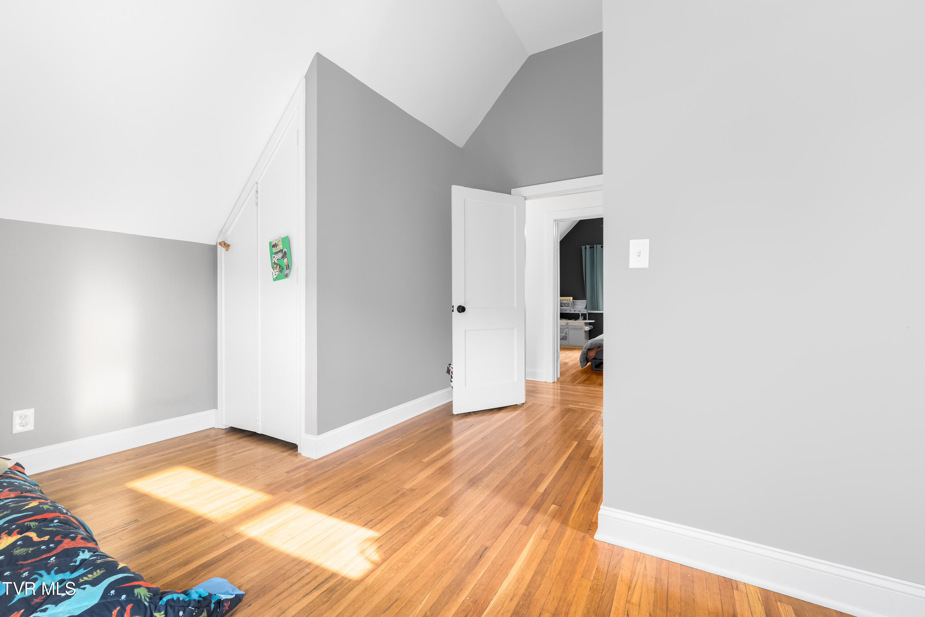 461 South Shady Avenue Property Photo 82