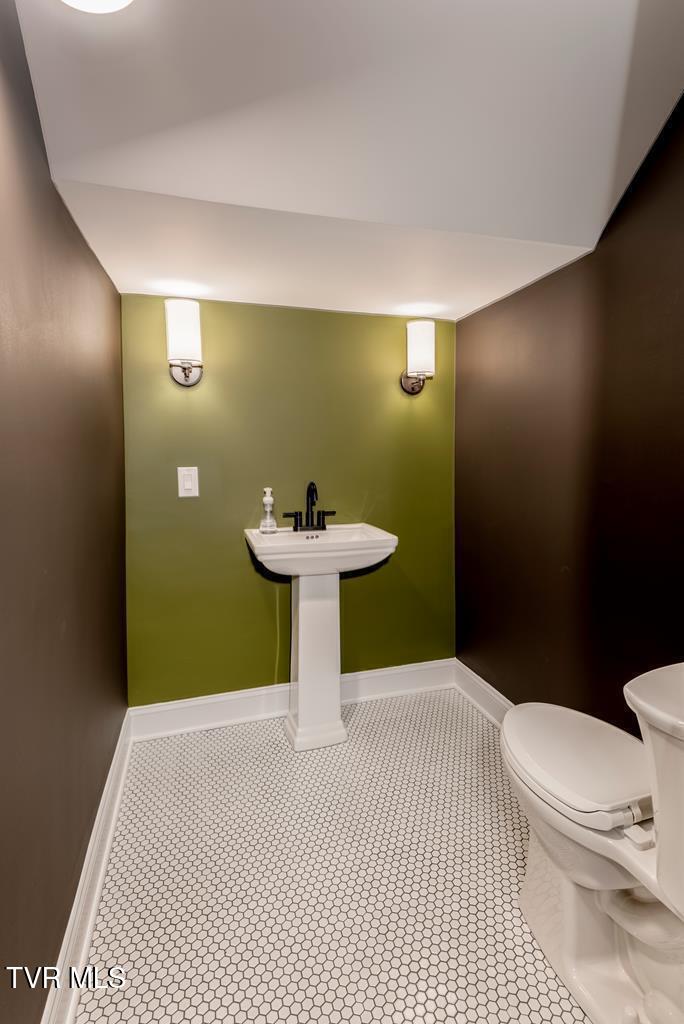 461 South Shady Avenue Property Photo 87