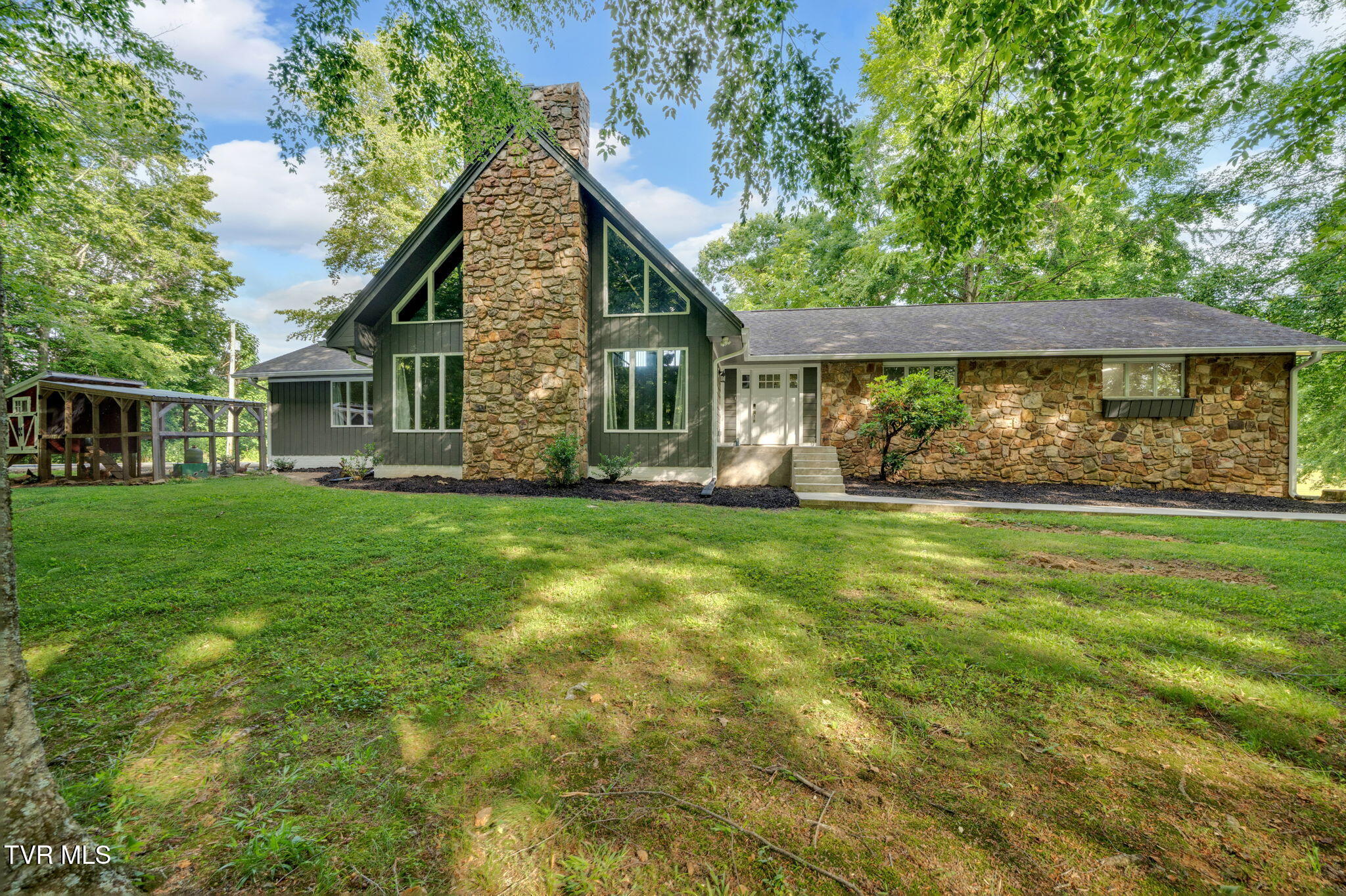 411 Bowman Creek Road Property Photo 2