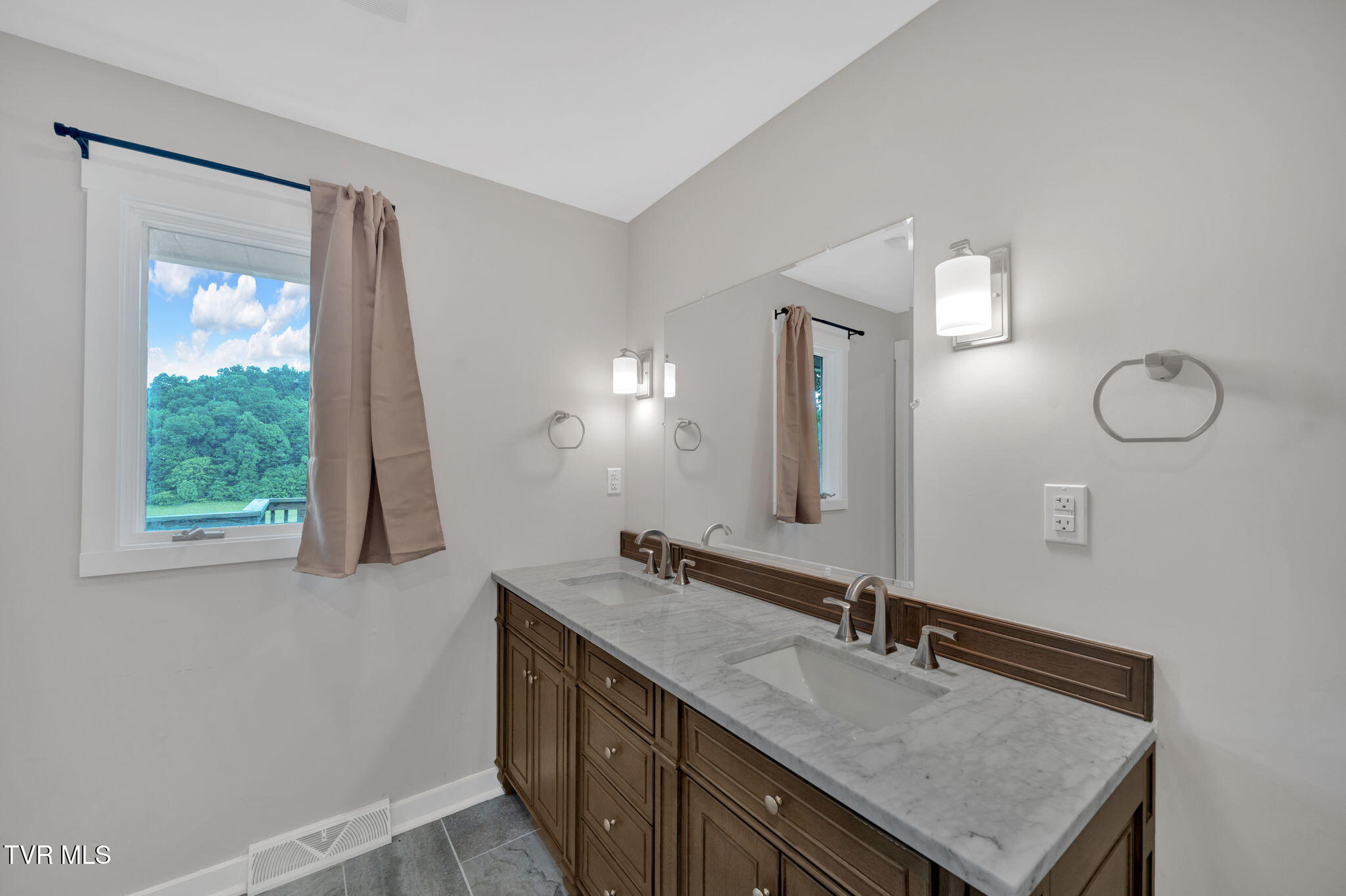 411 Bowman Creek Road Property Photo 17