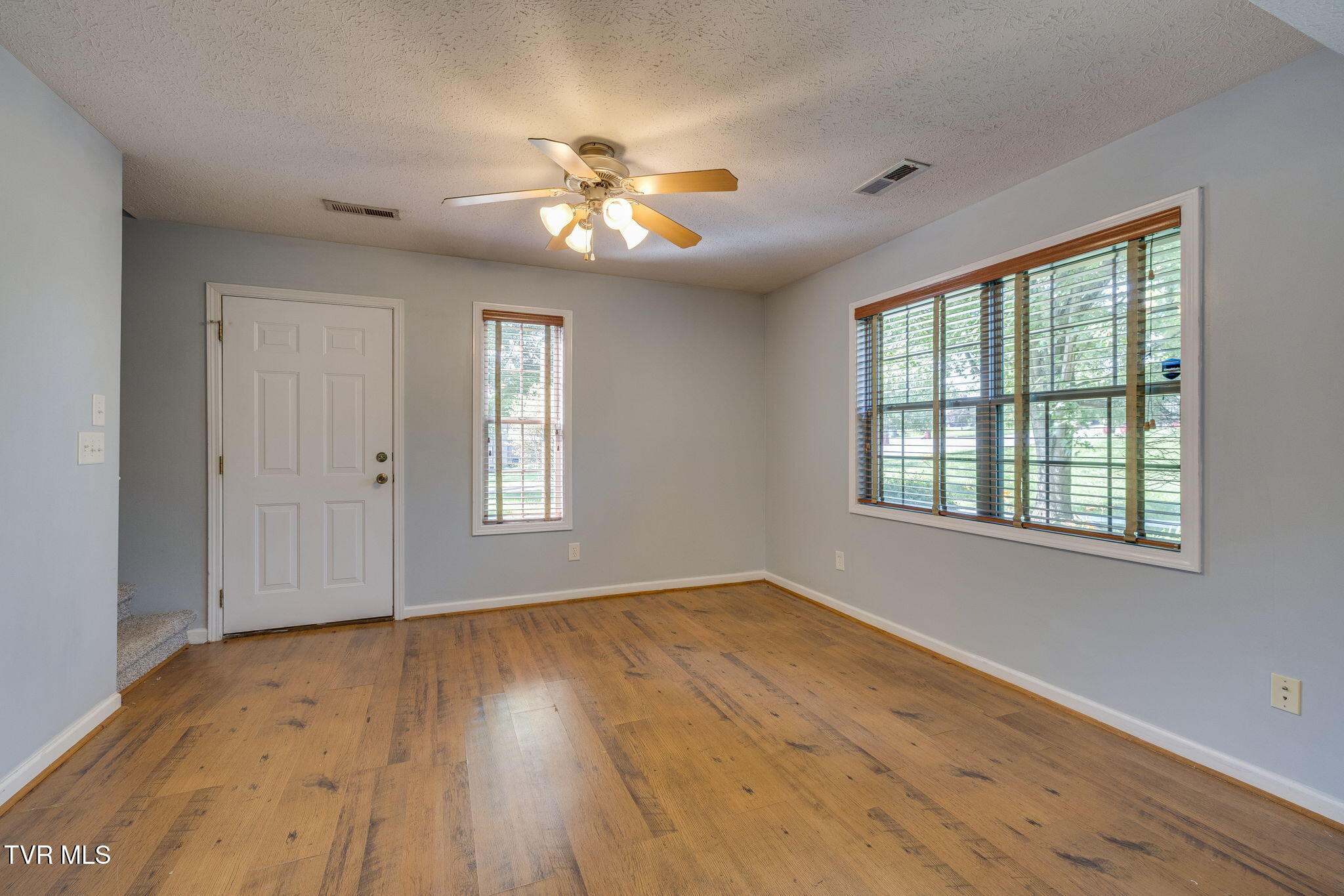 506 Pilgrim Court Property Photo 4