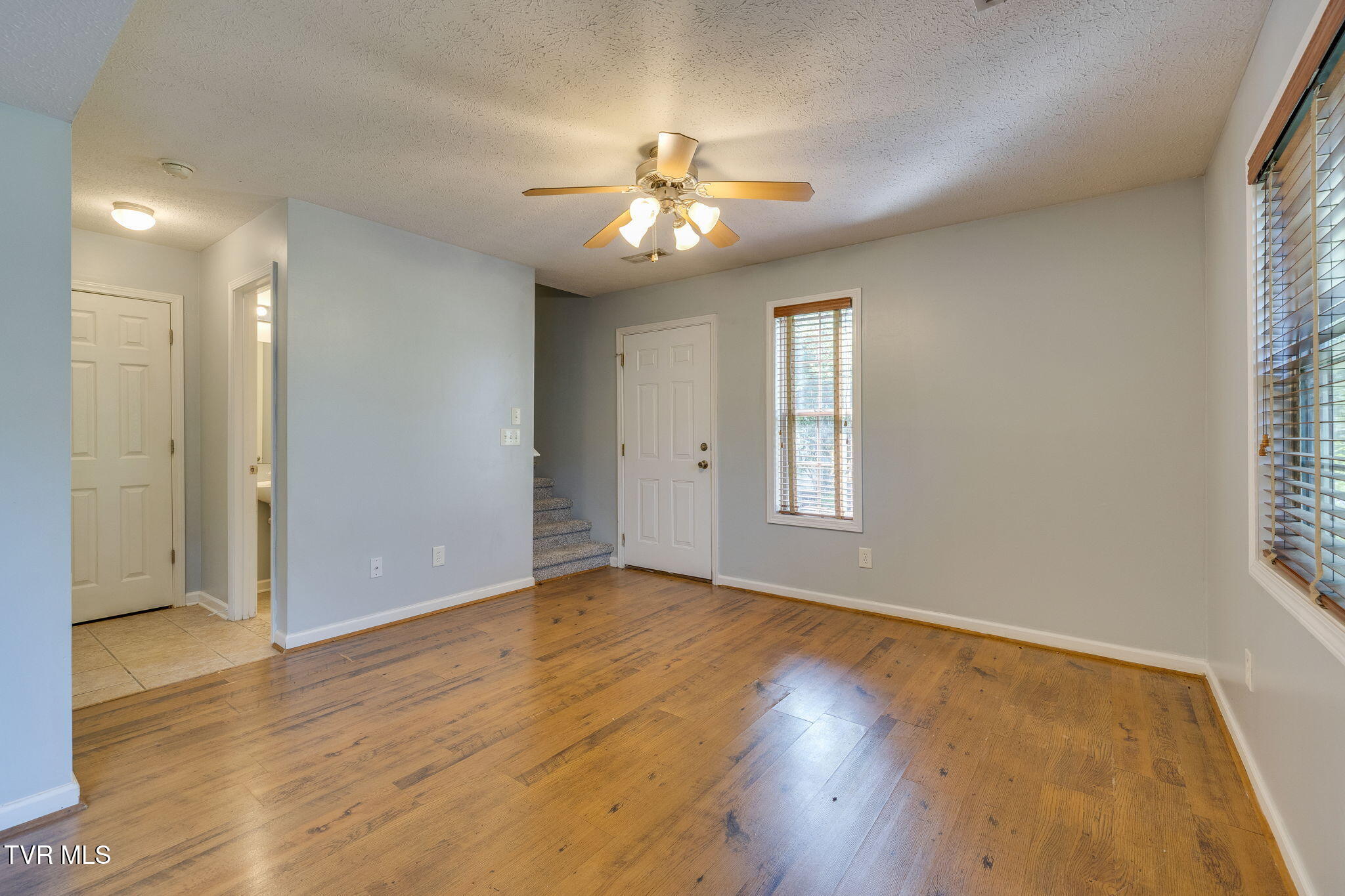 506 Pilgrim Court Property Photo 5