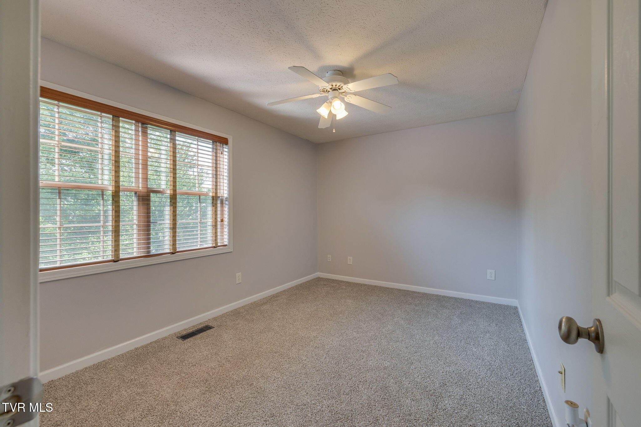 506 Pilgrim Court Property Photo 13