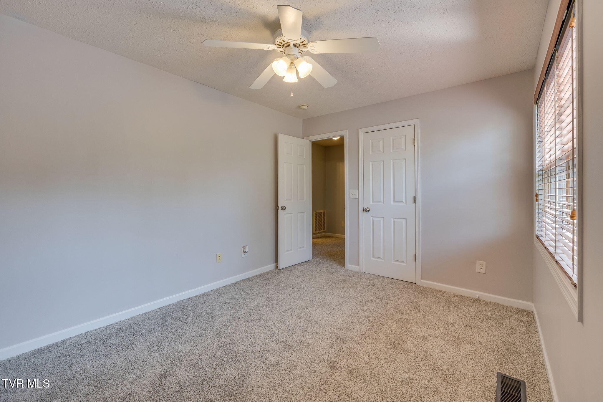 506 Pilgrim Court Property Photo 15