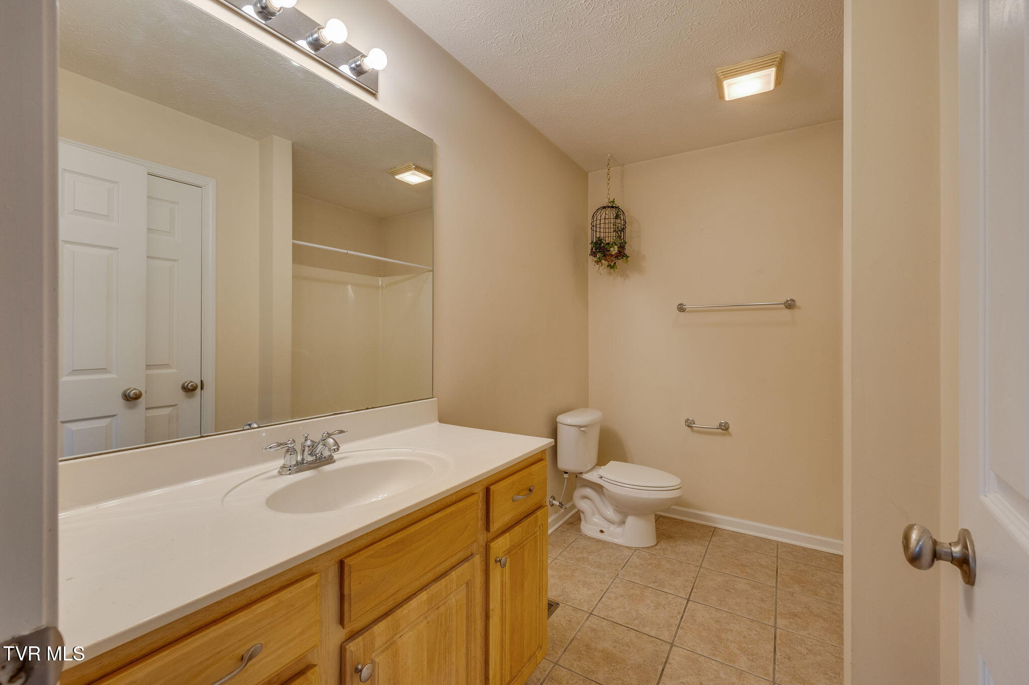 506 Pilgrim Court Property Photo 17