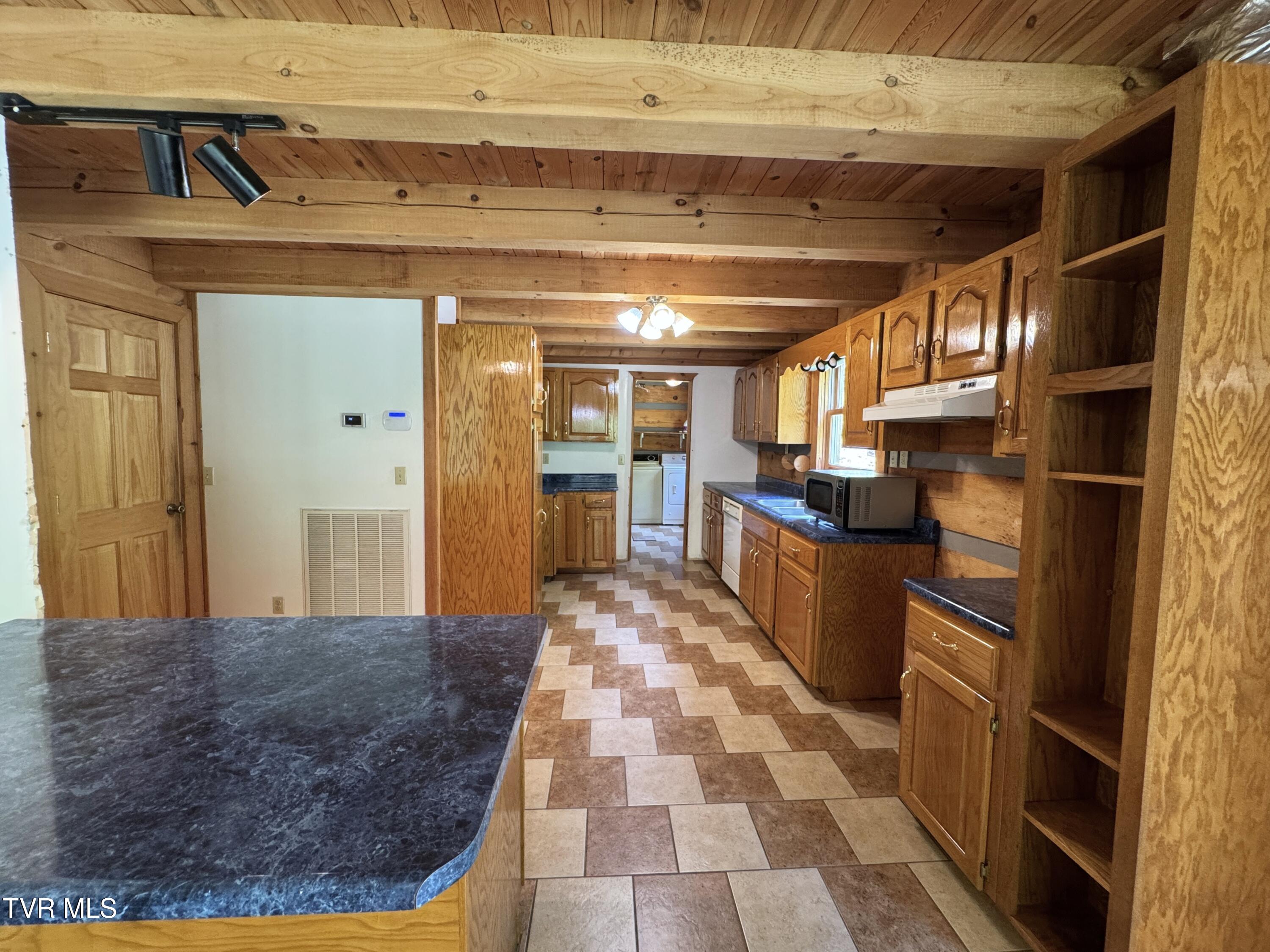 453 Trentham Hollow Road Property Photo 13