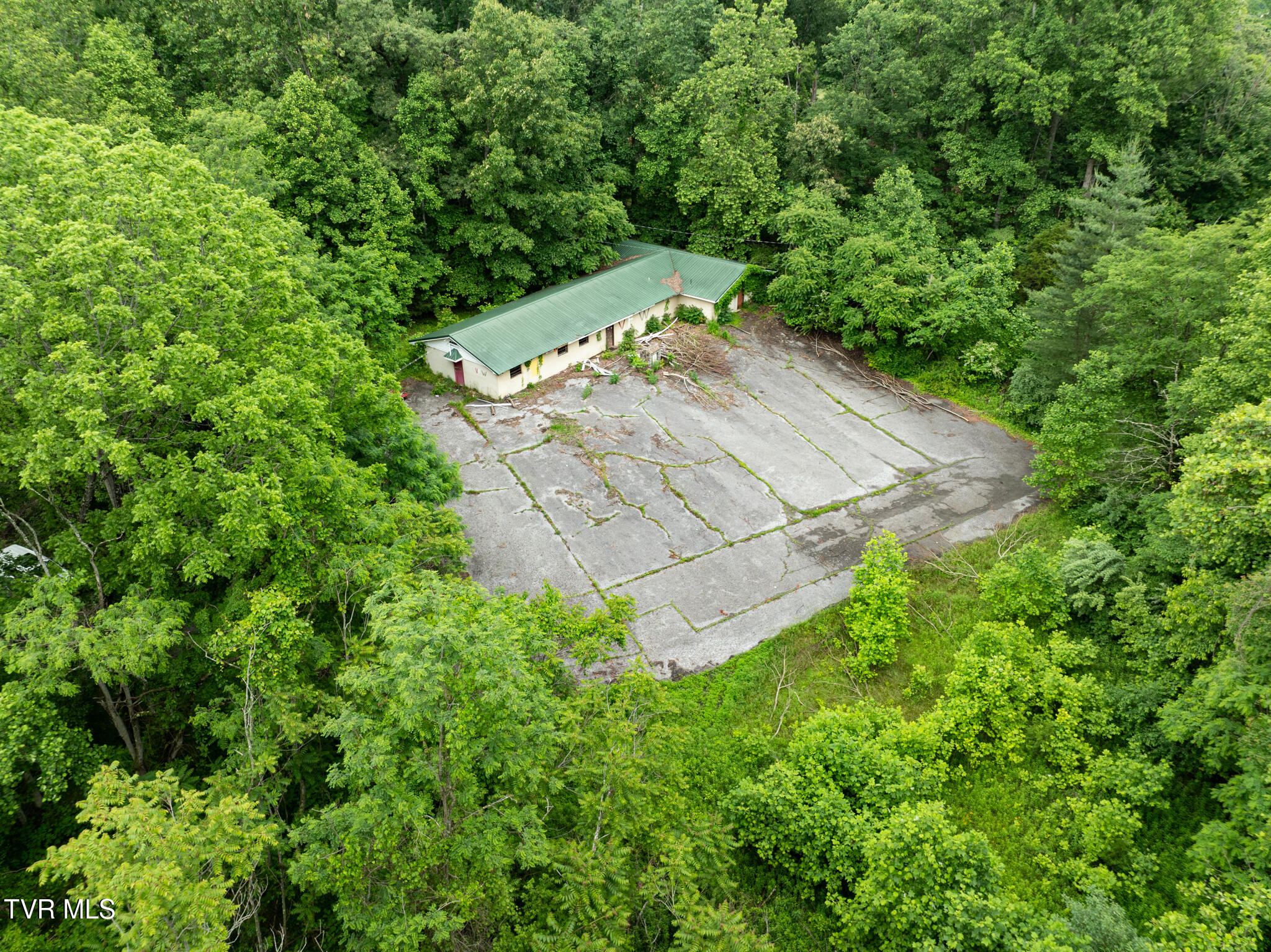 231 Vfw Trail Property Photo 1