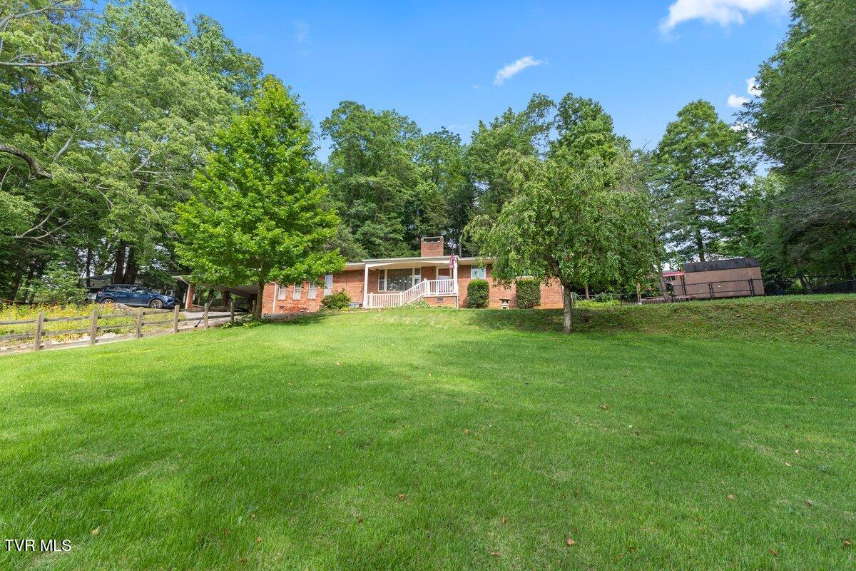 720 Holly Ave Property Photo 1