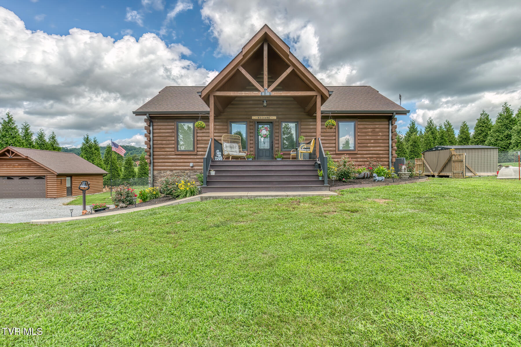 577 Way Cross Road Property Photo