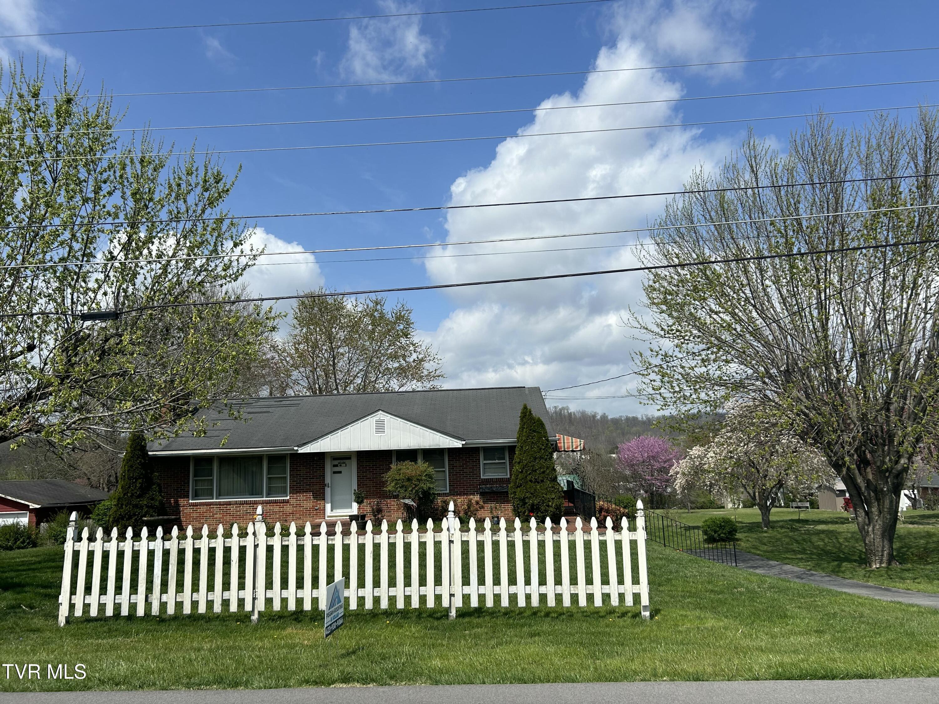 604 Ridgeview Drive Property Photo 1