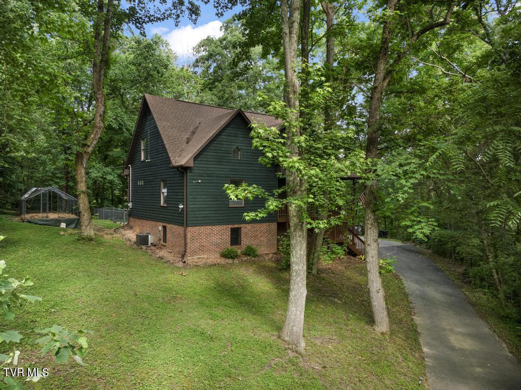 1008 Cox Trail Place Property Photo 1