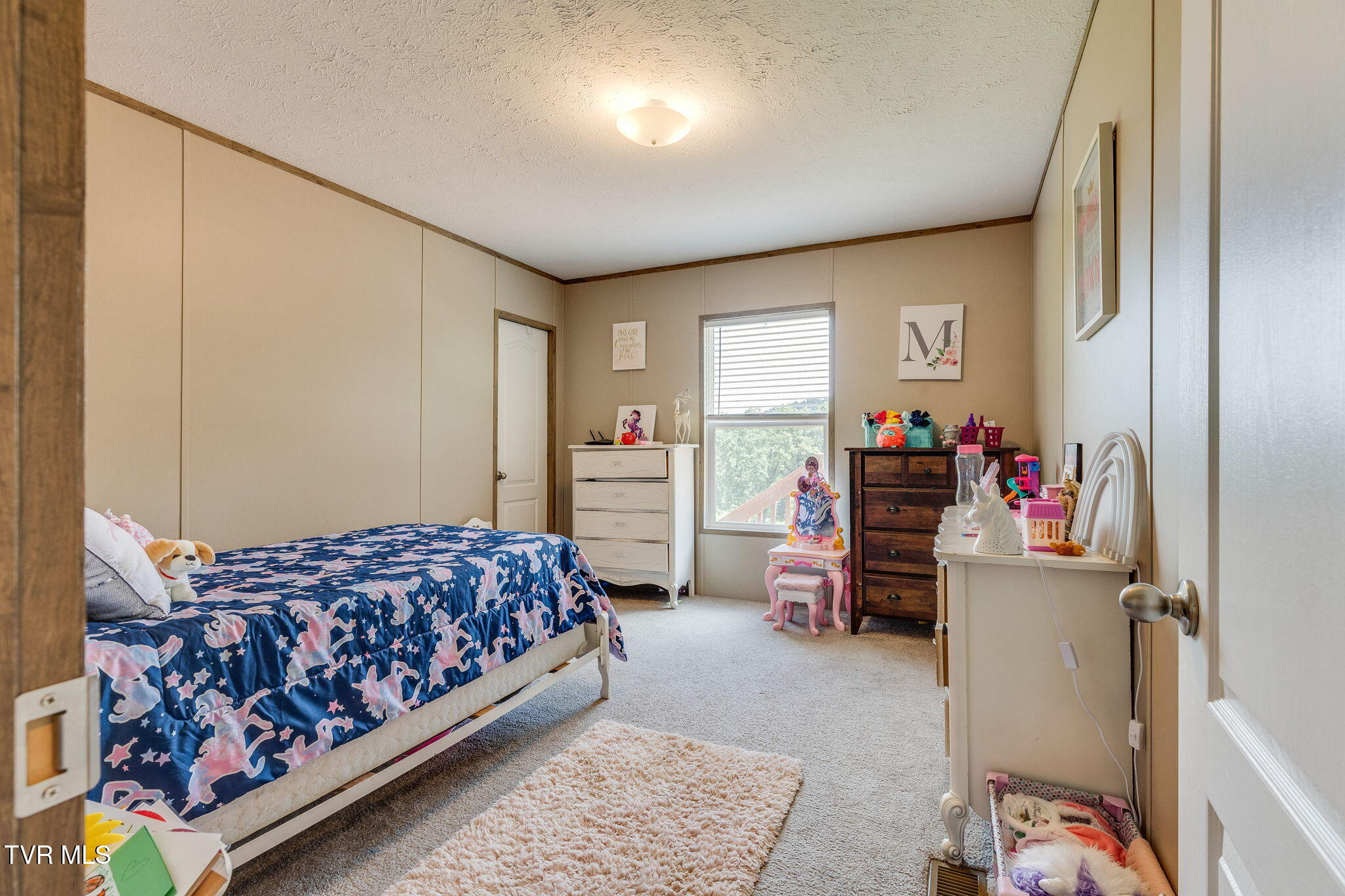 982 Glade Hill Drive Property Photo 17