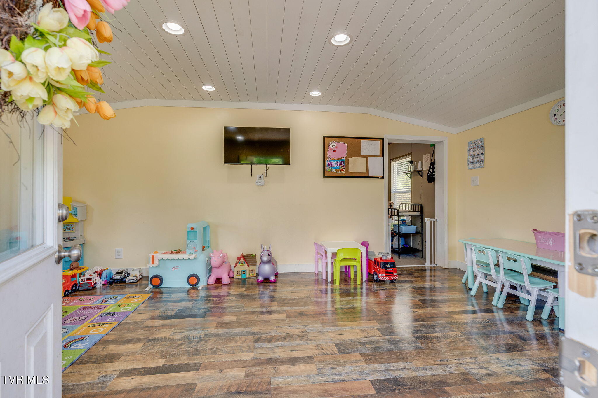 982 Glade Hill Drive Property Photo 22