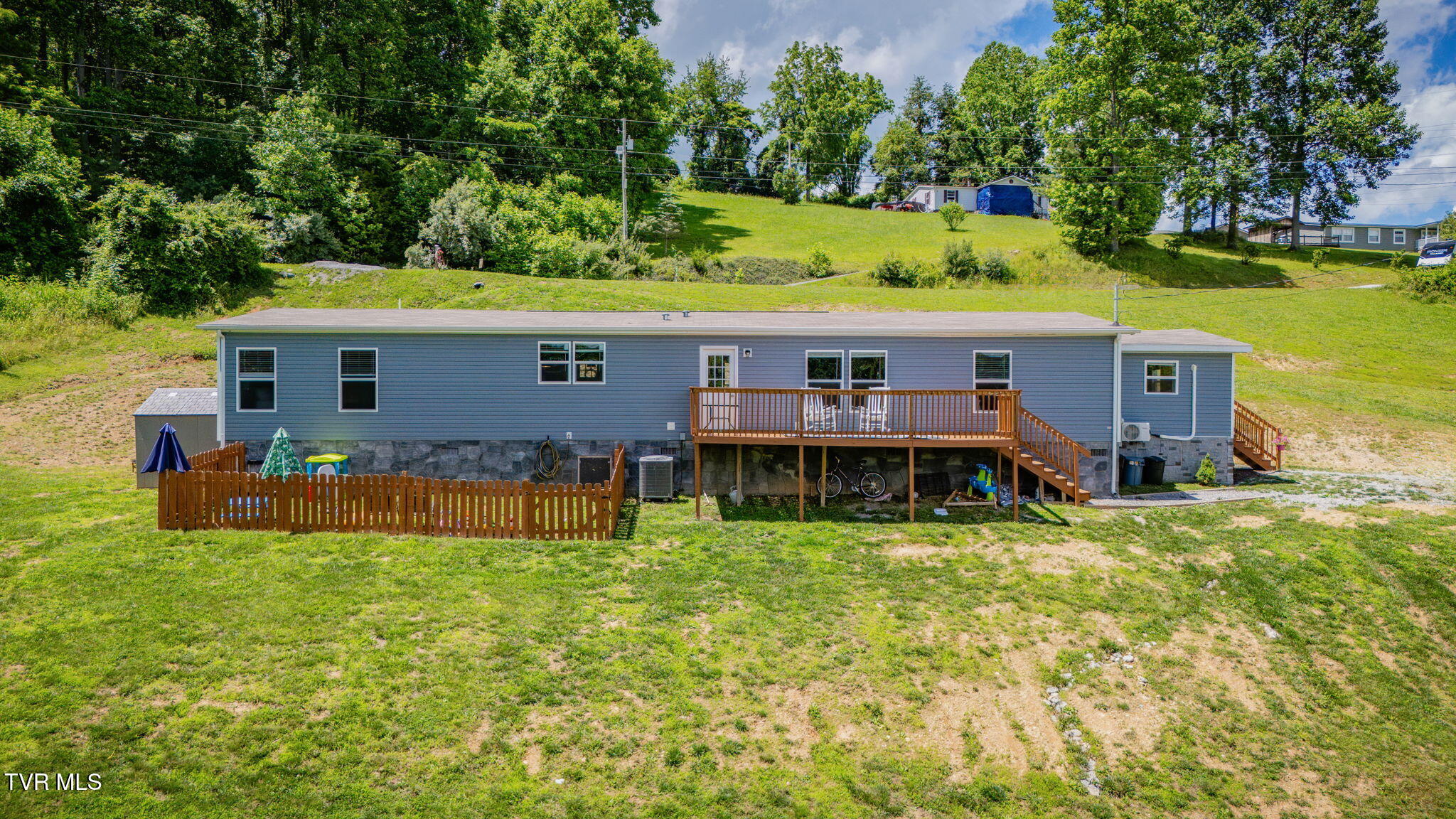 982 Glade Hill Drive Property Photo 31