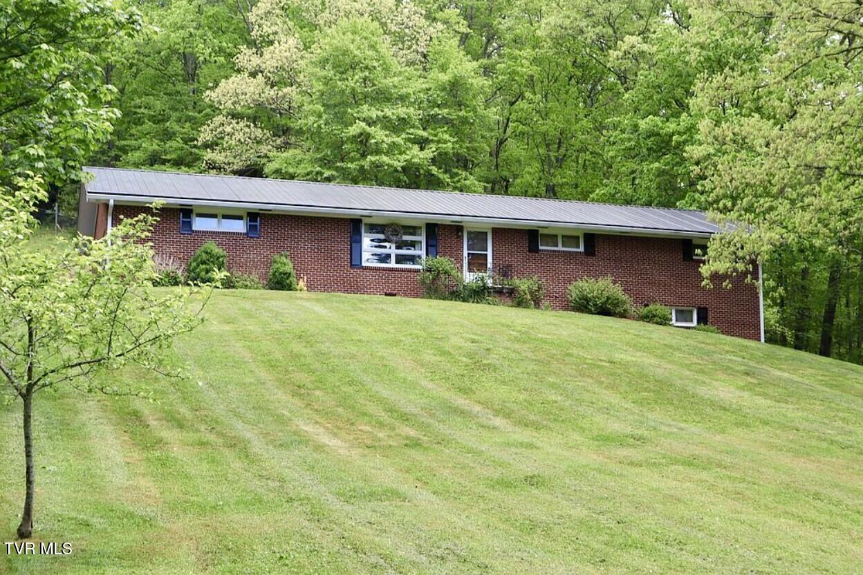 3219 Dungannon Road Property Photo 1