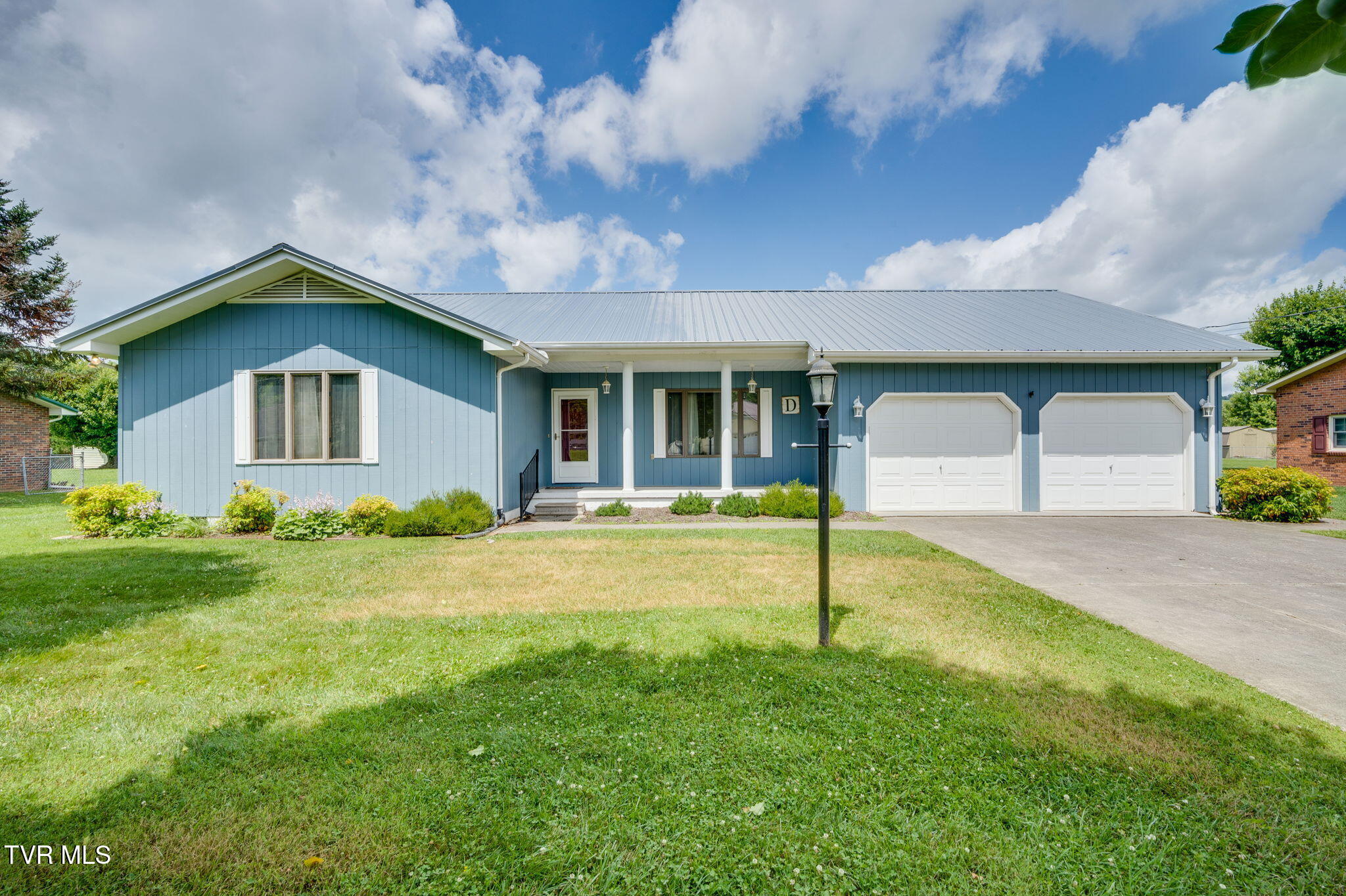 190 Mayfield Drive