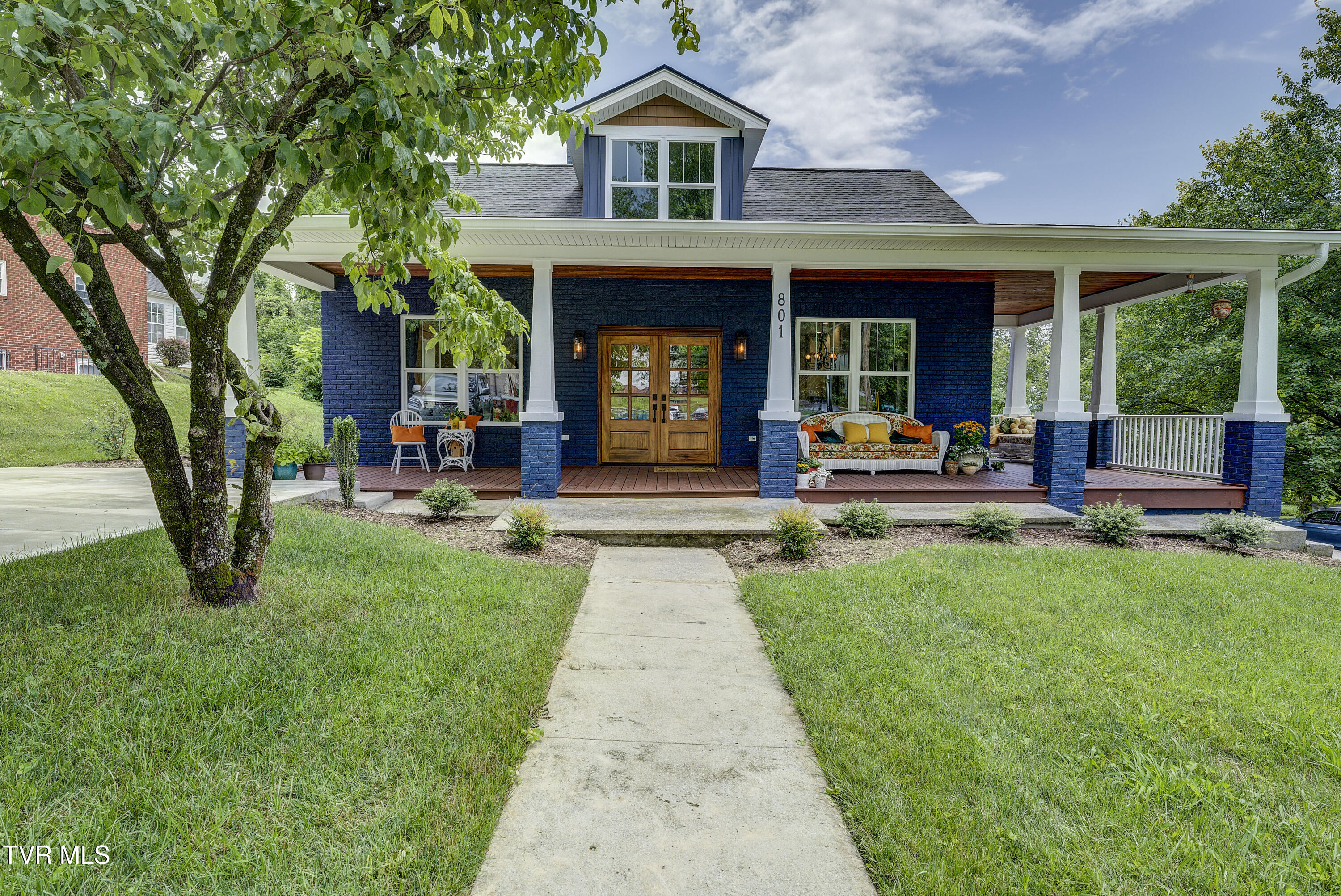 801 Watauga Street Property Photo