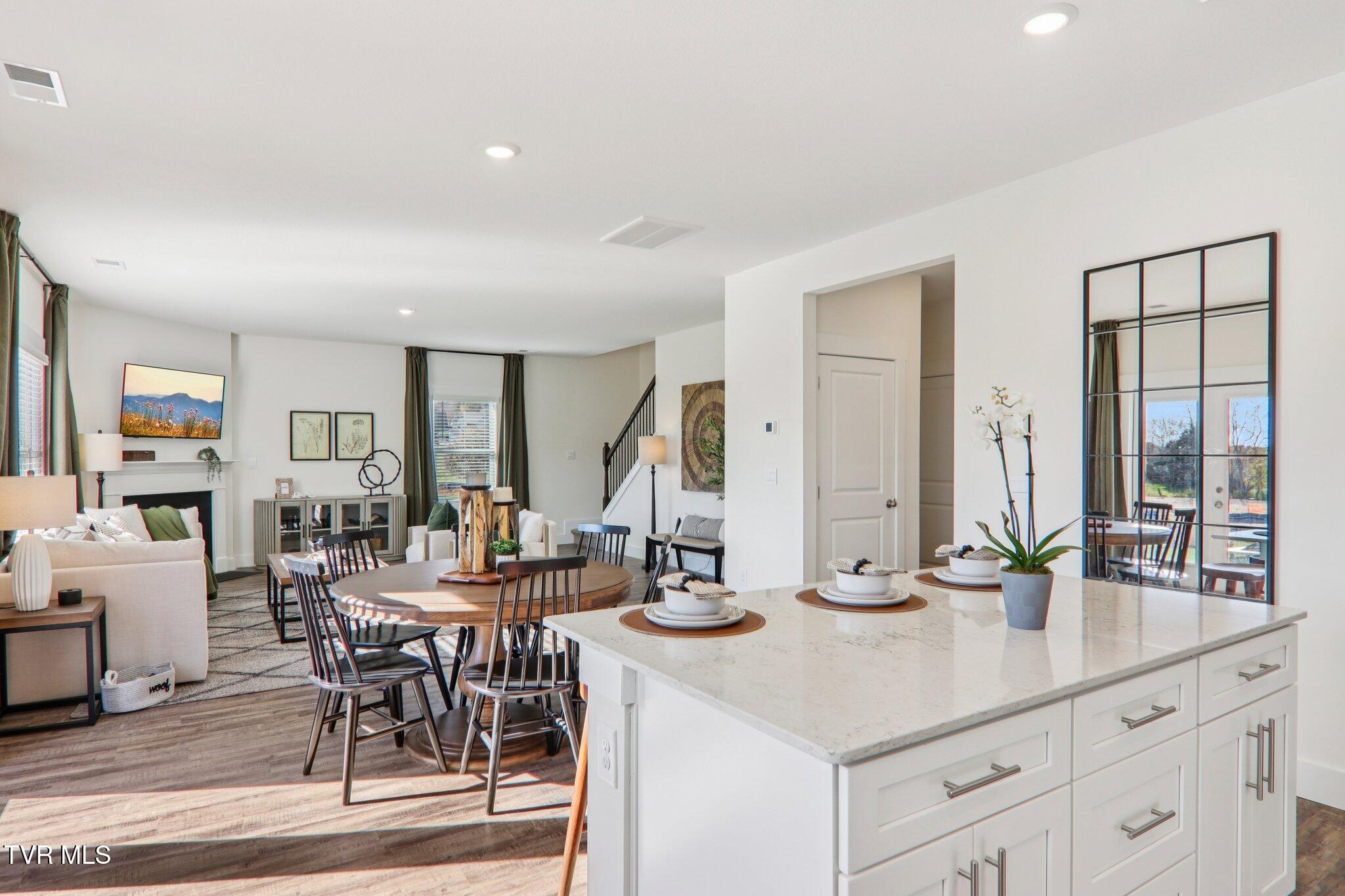 336 Cookie Loop Property Photo 6