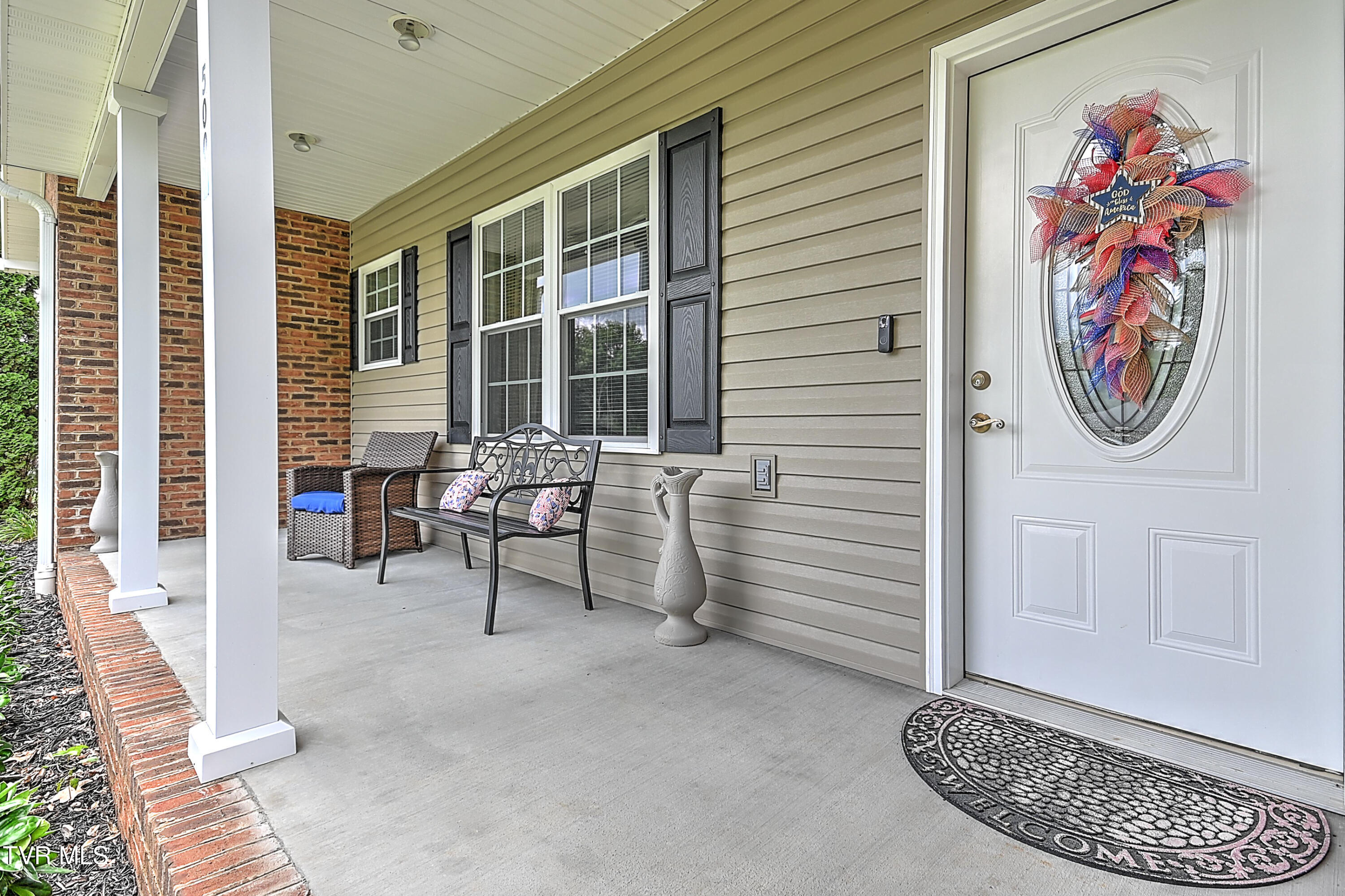 5000 Aberlea Place Property Photo 7