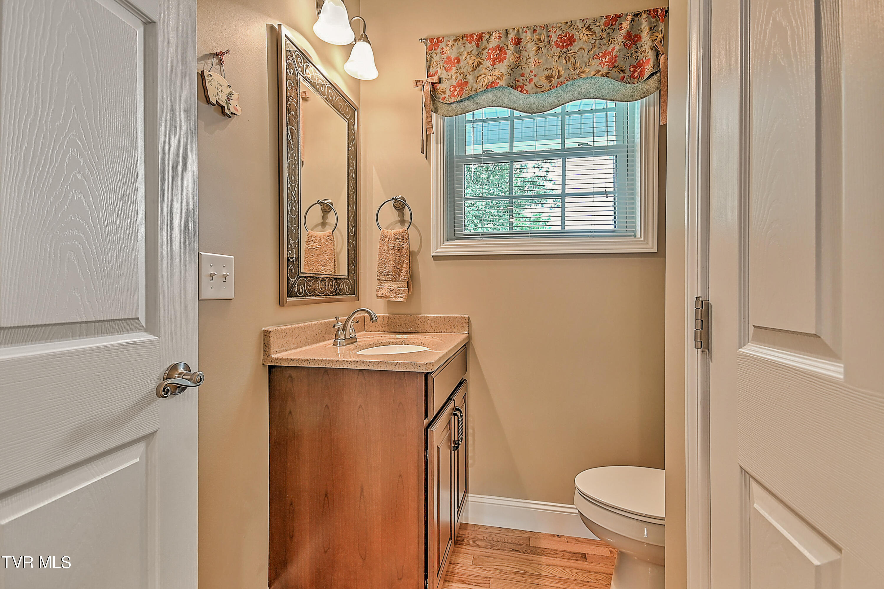 5000 Aberlea Place Property Photo 13