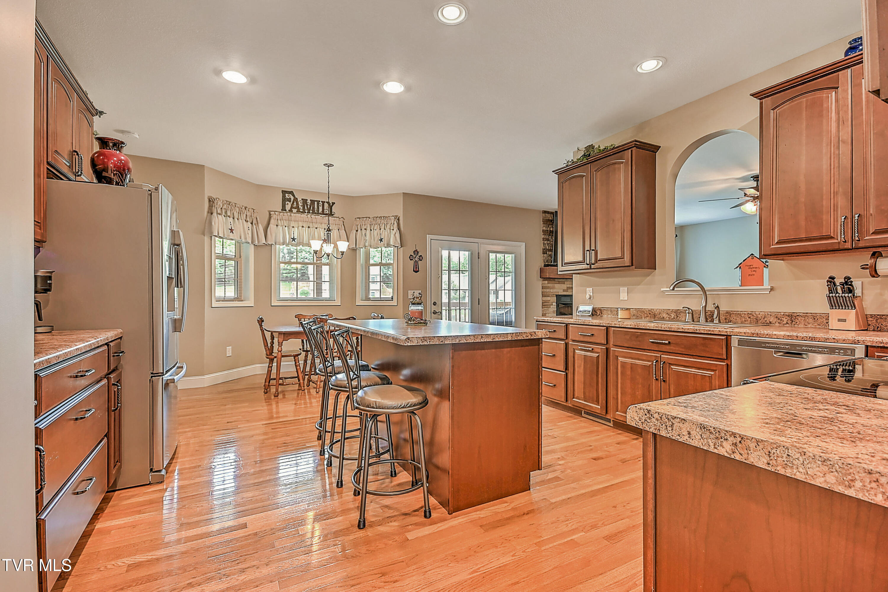 5000 Aberlea Place Property Photo 14