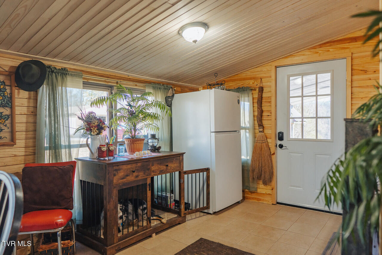 3521 James Phillips Way Property Photo 21