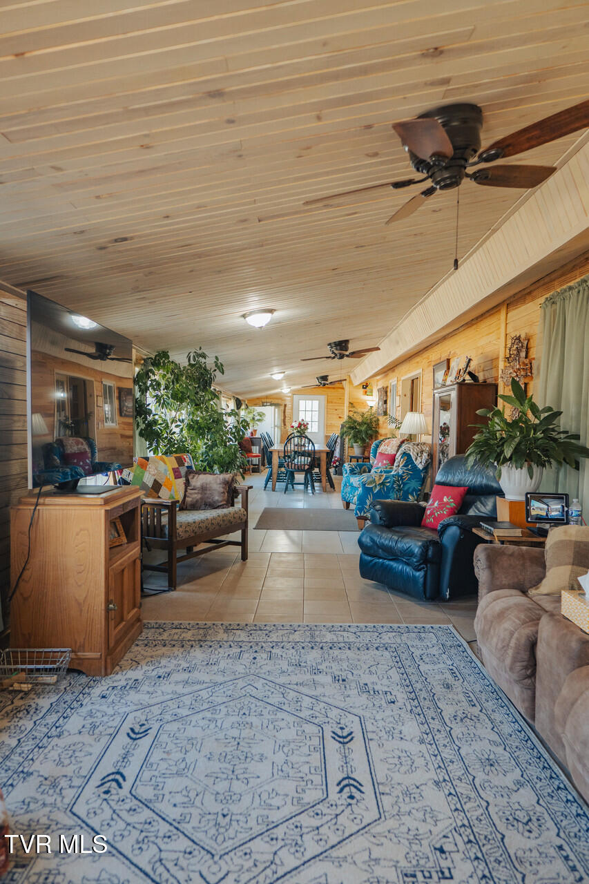 3521 James Phillips Way Property Photo 23