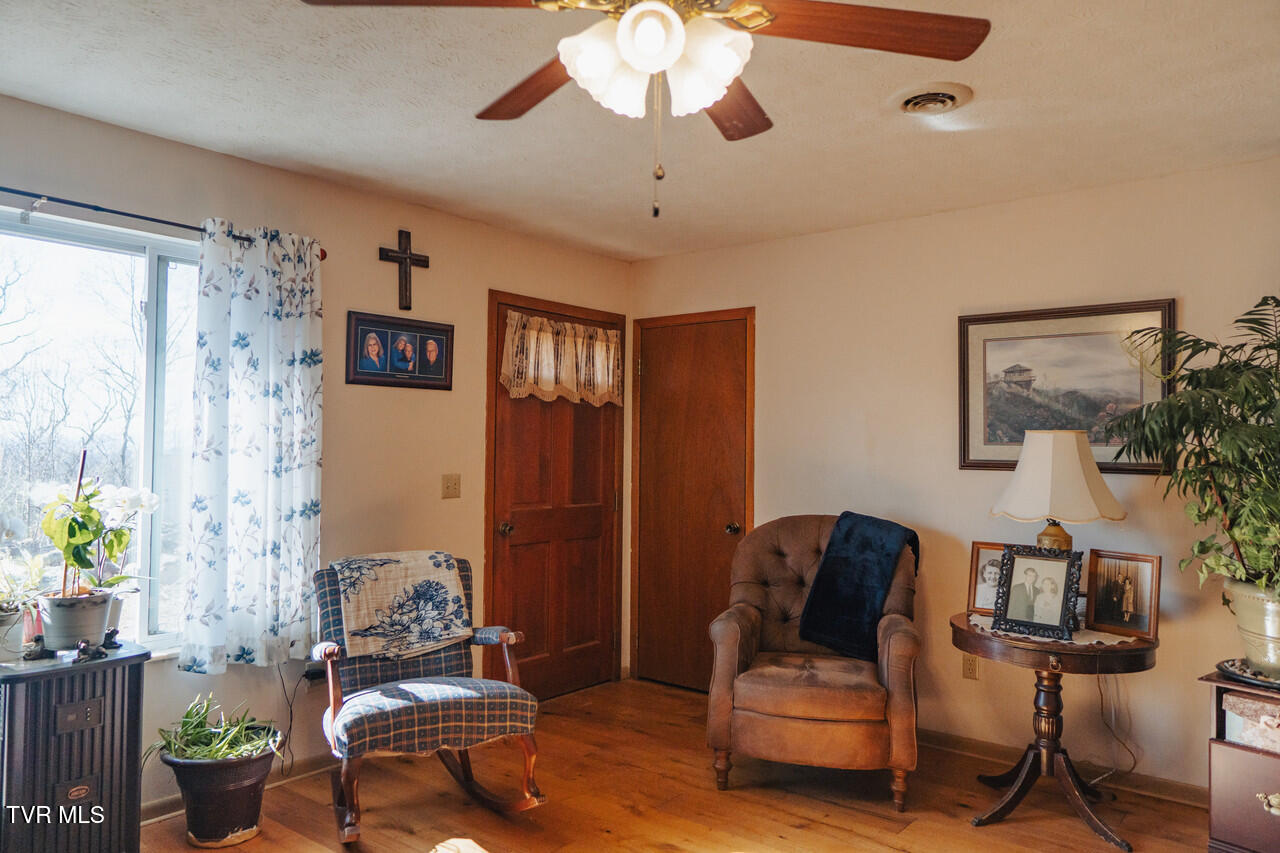 3521 James Phillips Way Property Photo 33