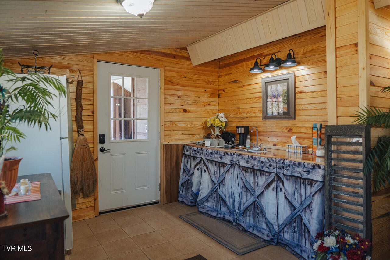 3500 Block Of James Phillips Way Property Photo 16