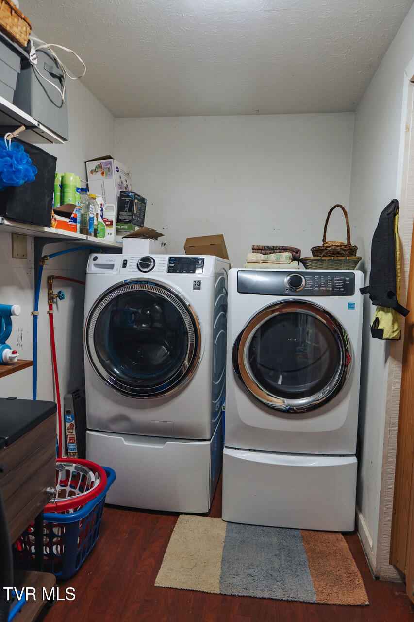 3500 Block Of James Phillips Way Property Photo 27